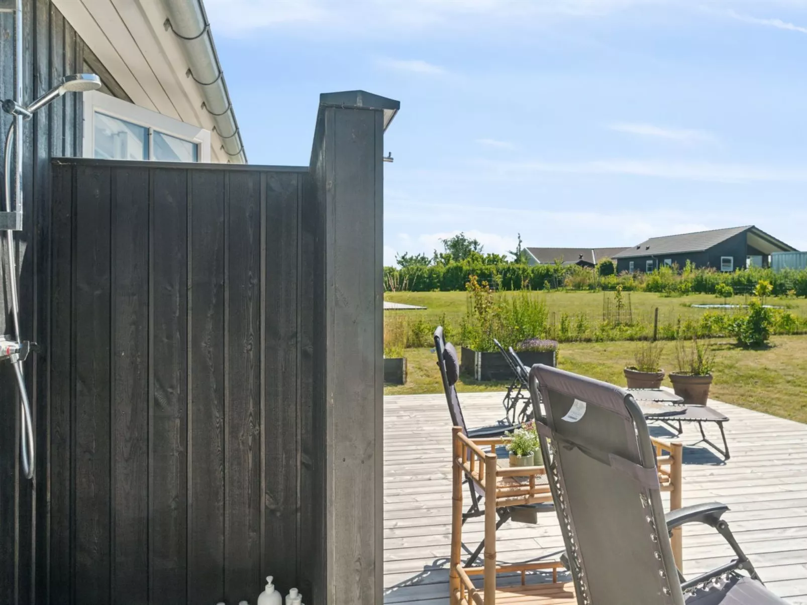 "Annerose" - 550m from the sea