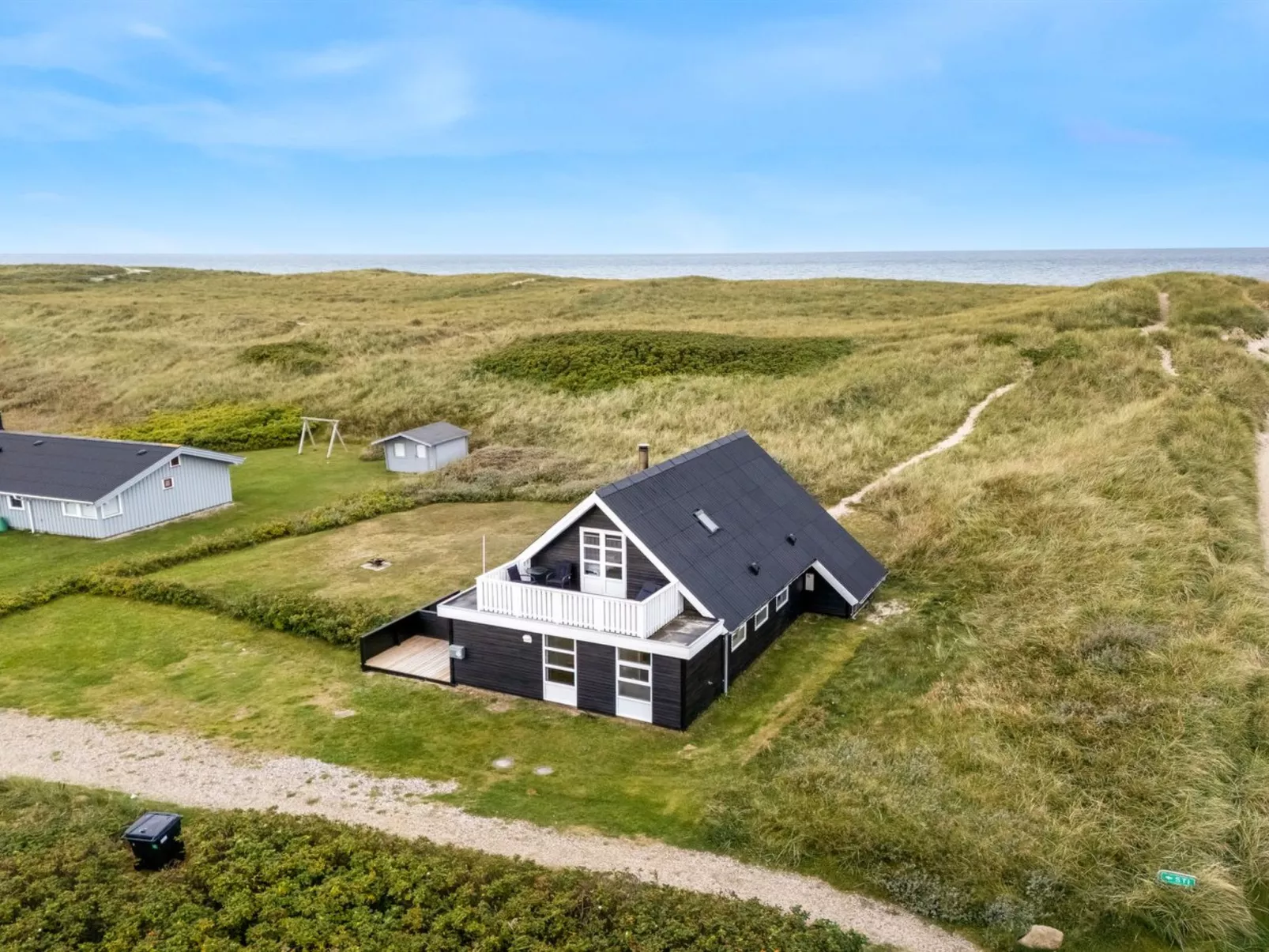 "Amandus" - 100m from the sea