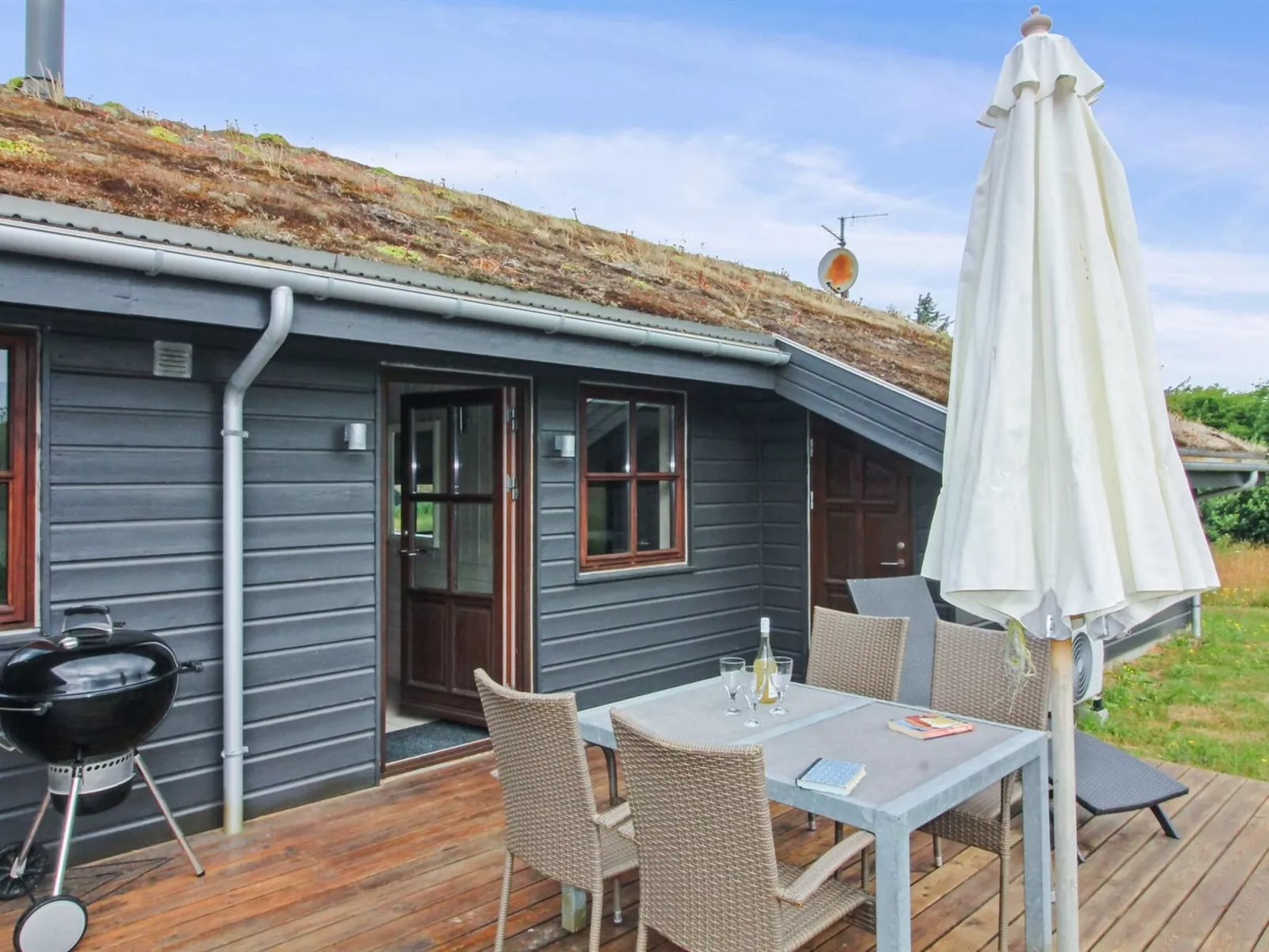 "Ran" - 1.5km from the sea-Dehors