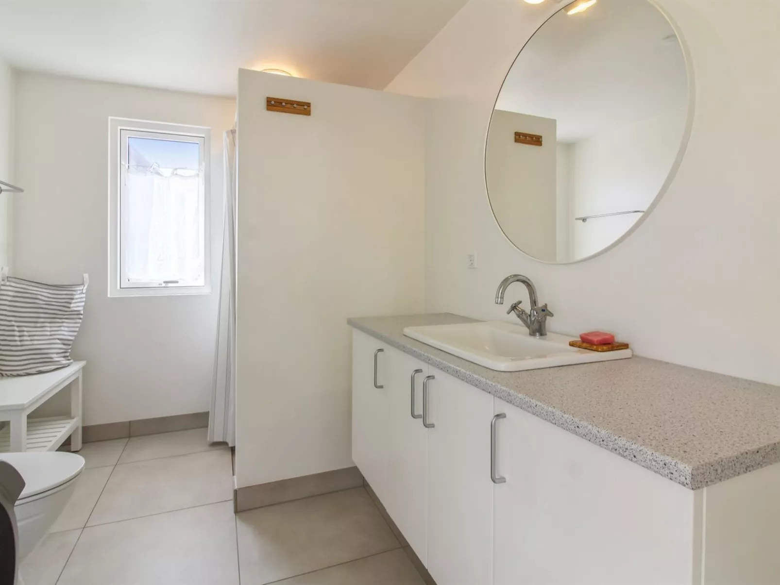 "Helga" - 800m from the sea