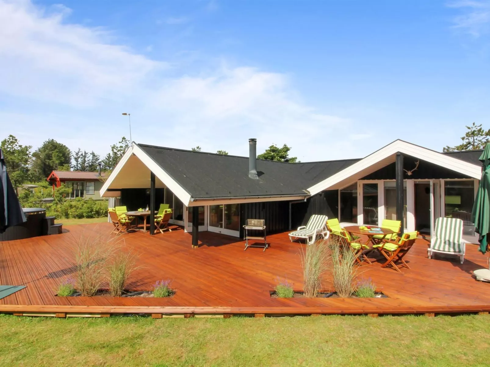 "Alban" - 700m from the sea