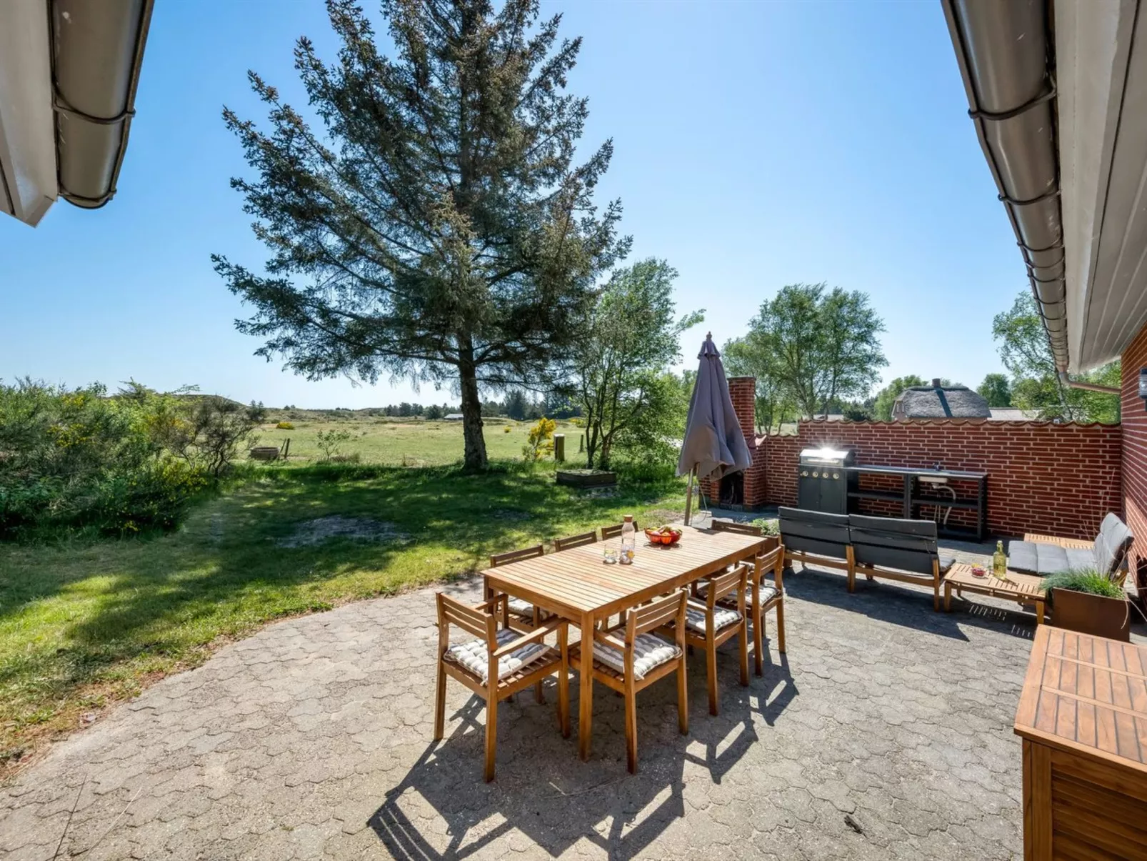 "Anniesette" - 1.5km from the sea