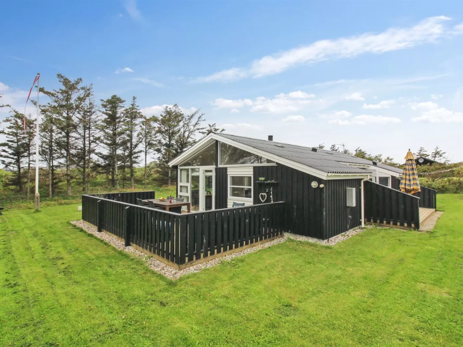 "Amelia" - 350m from the sea