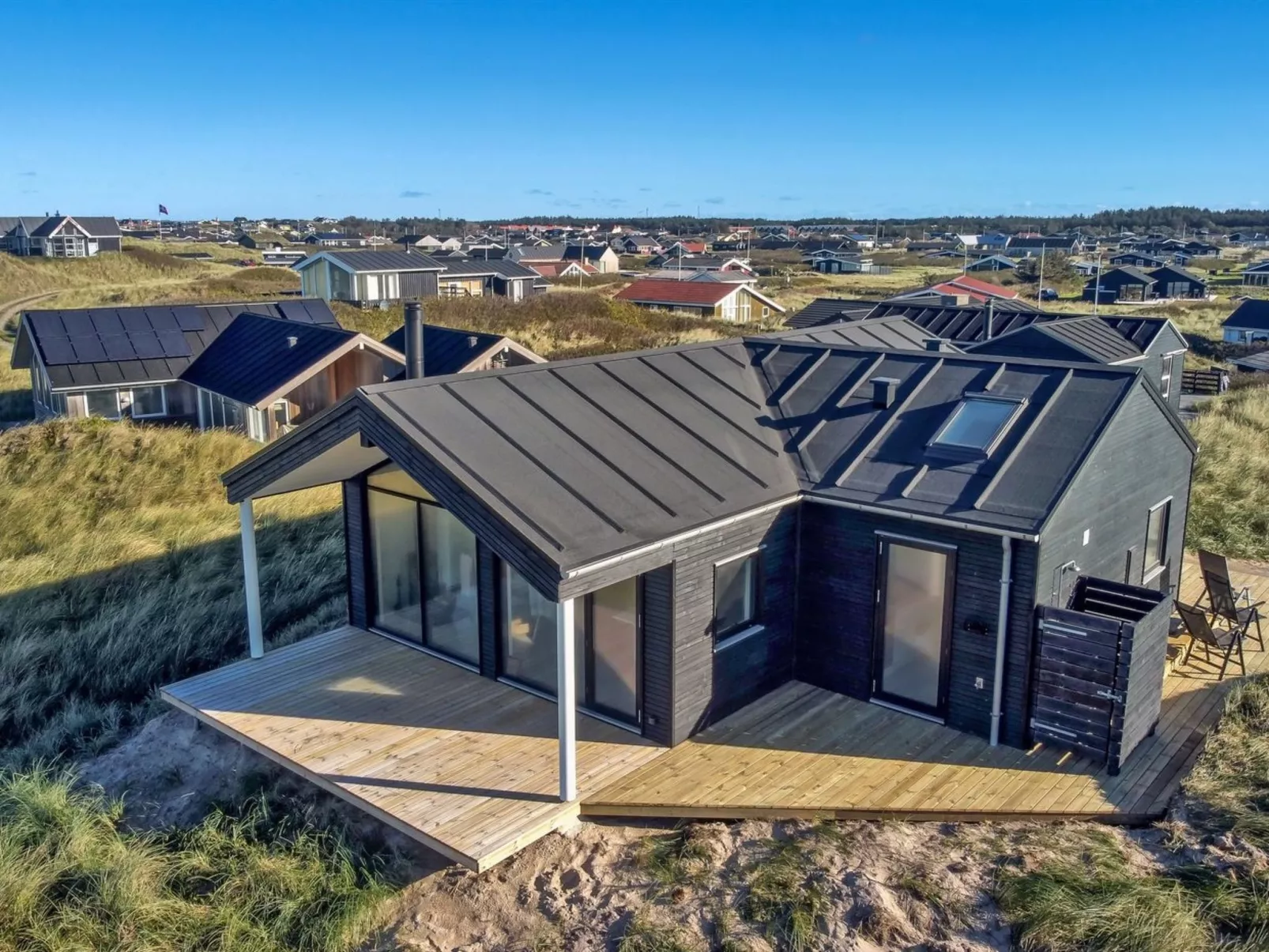 "Auno" - 140m from the sea