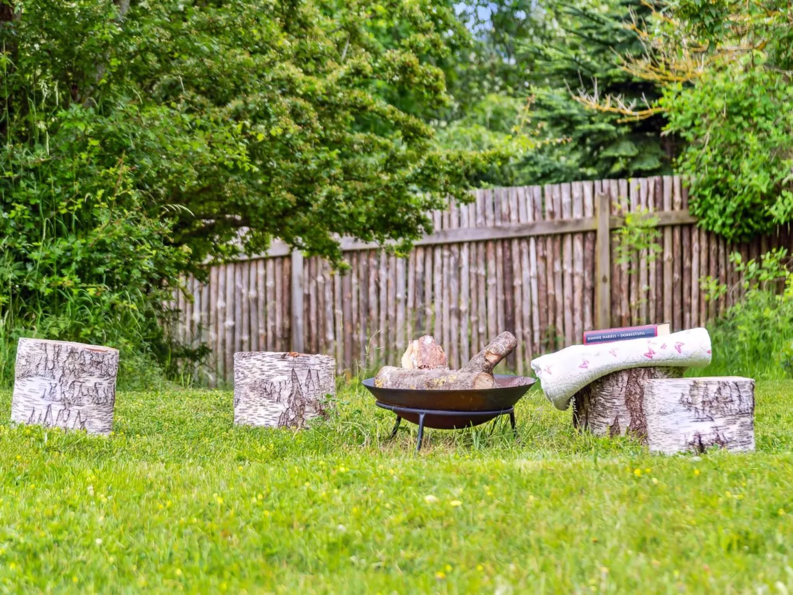 "Lenaya" - 1km from the sea