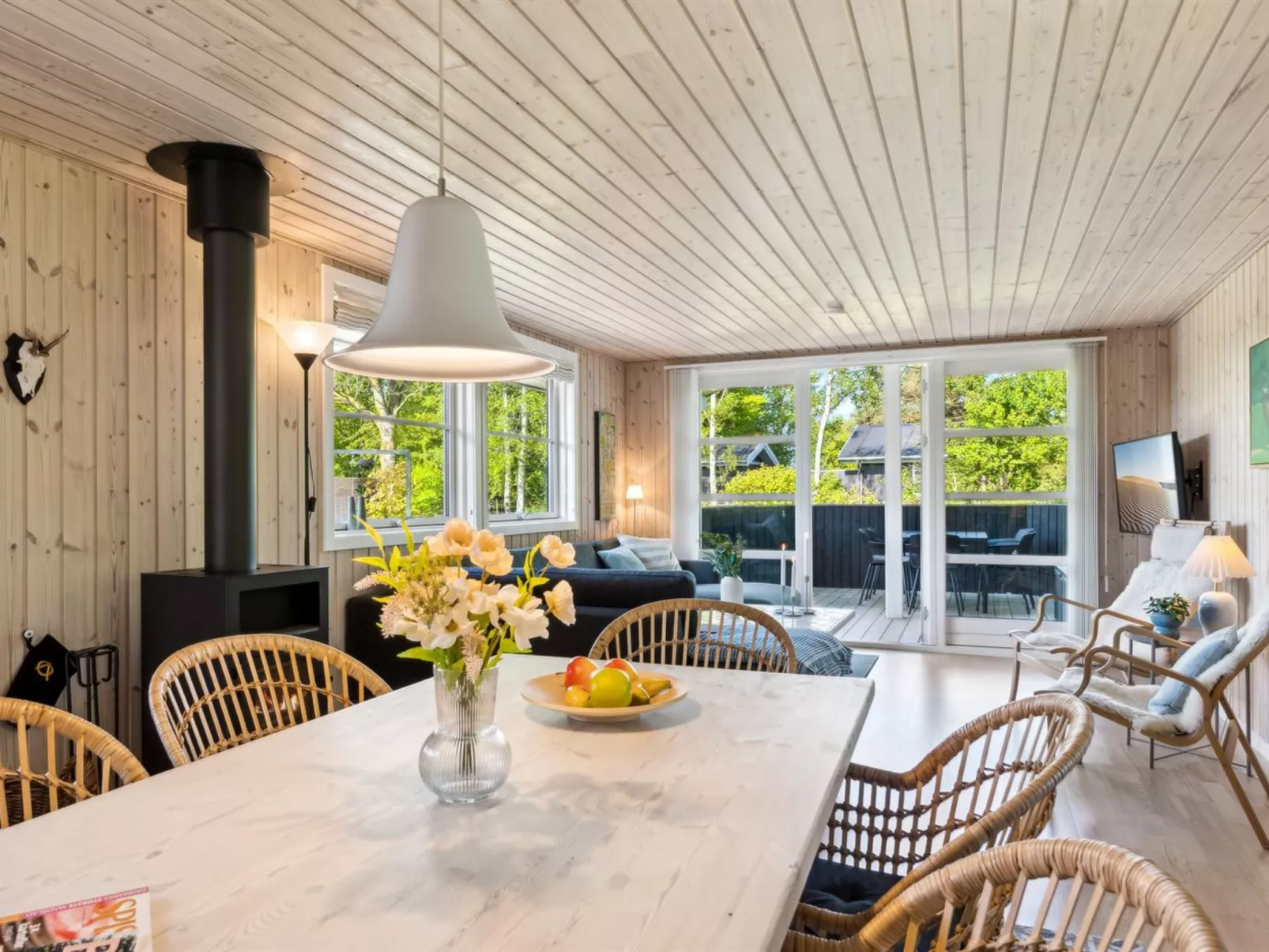 "Melvin" - 700m from the sea-Dedans