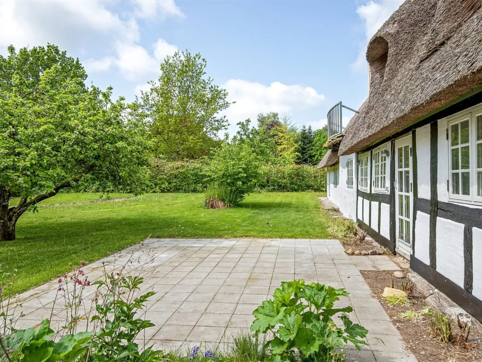 "Ienngelild" - 1km to the fjord