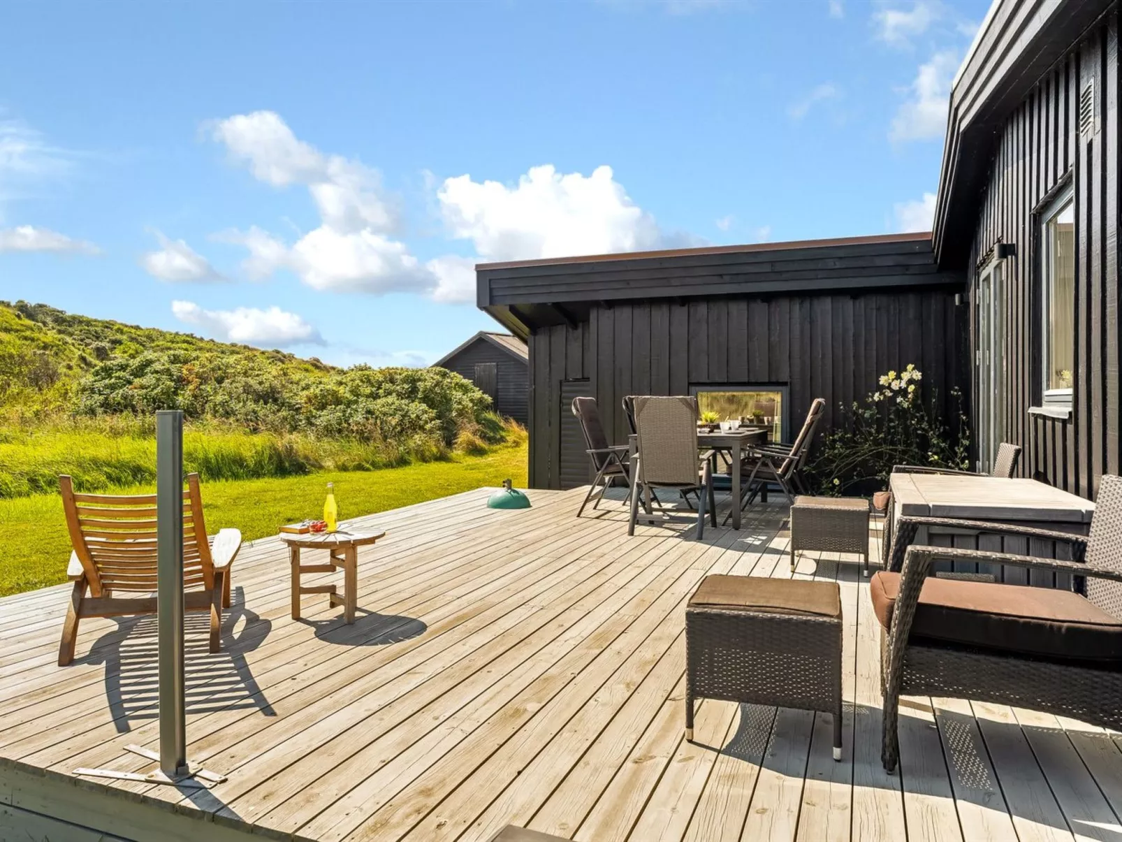 "Senija" - 334m from the sea-Draußen