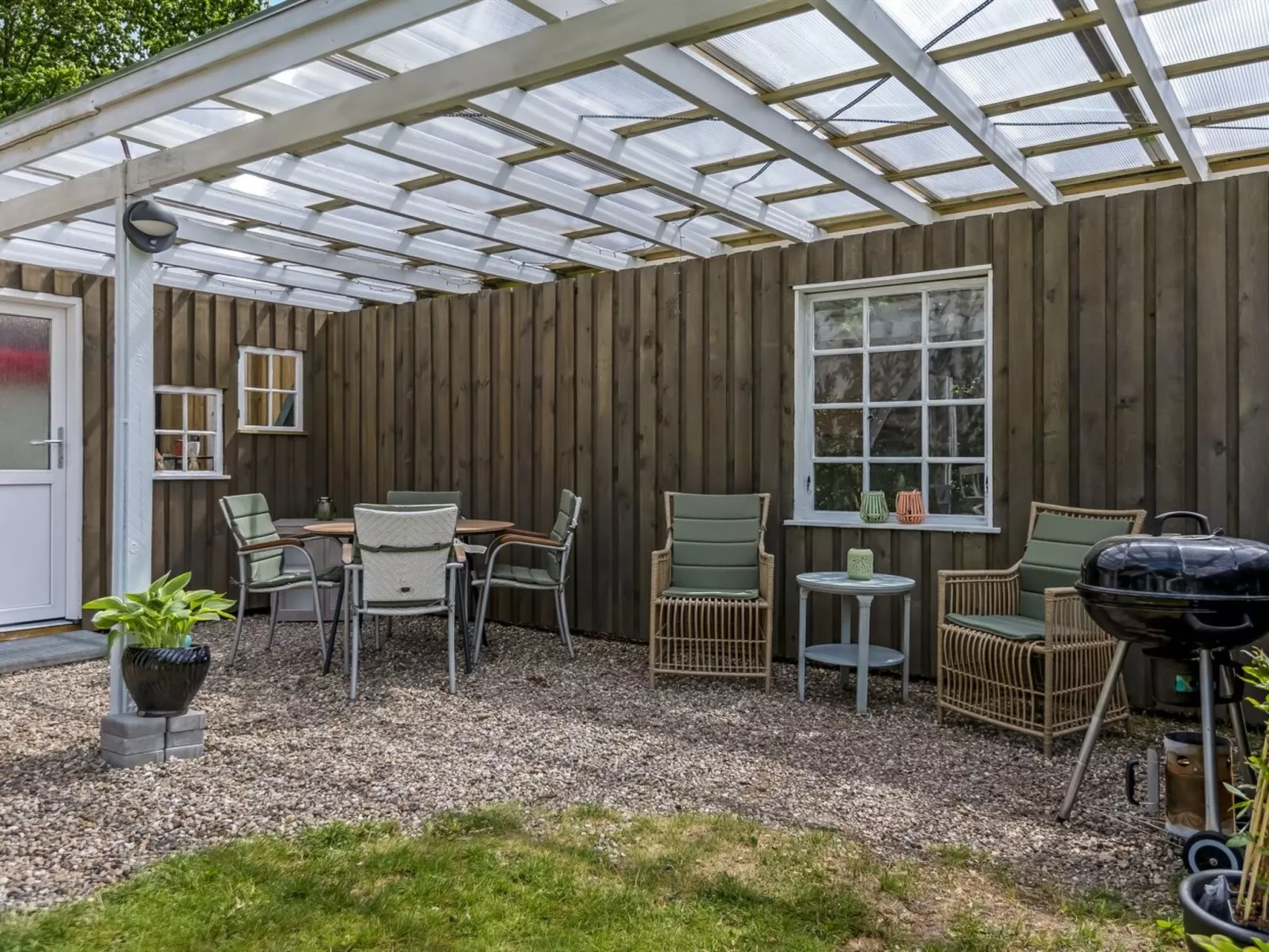 "Fenna" - 30km from the sea