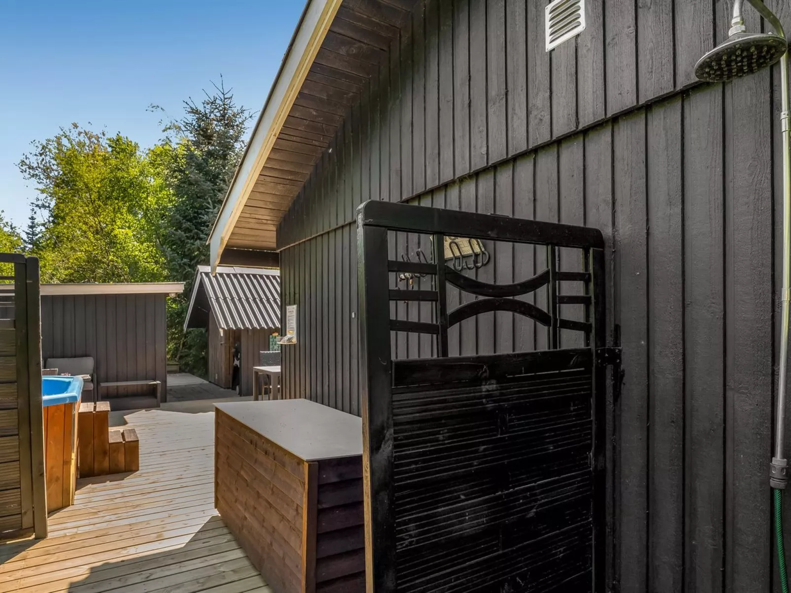 "Hermand" - 3.5km from the sea-Outside