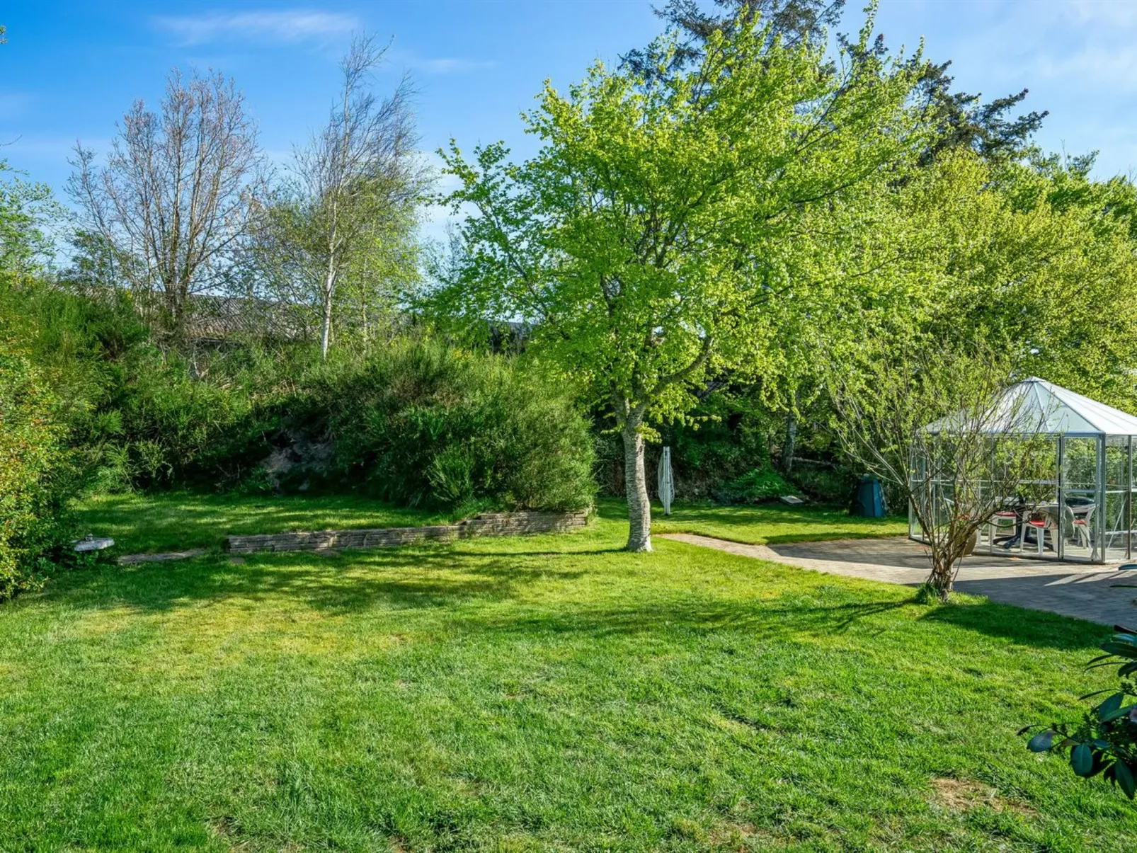 "Satu" - 2km from the sea-Outside