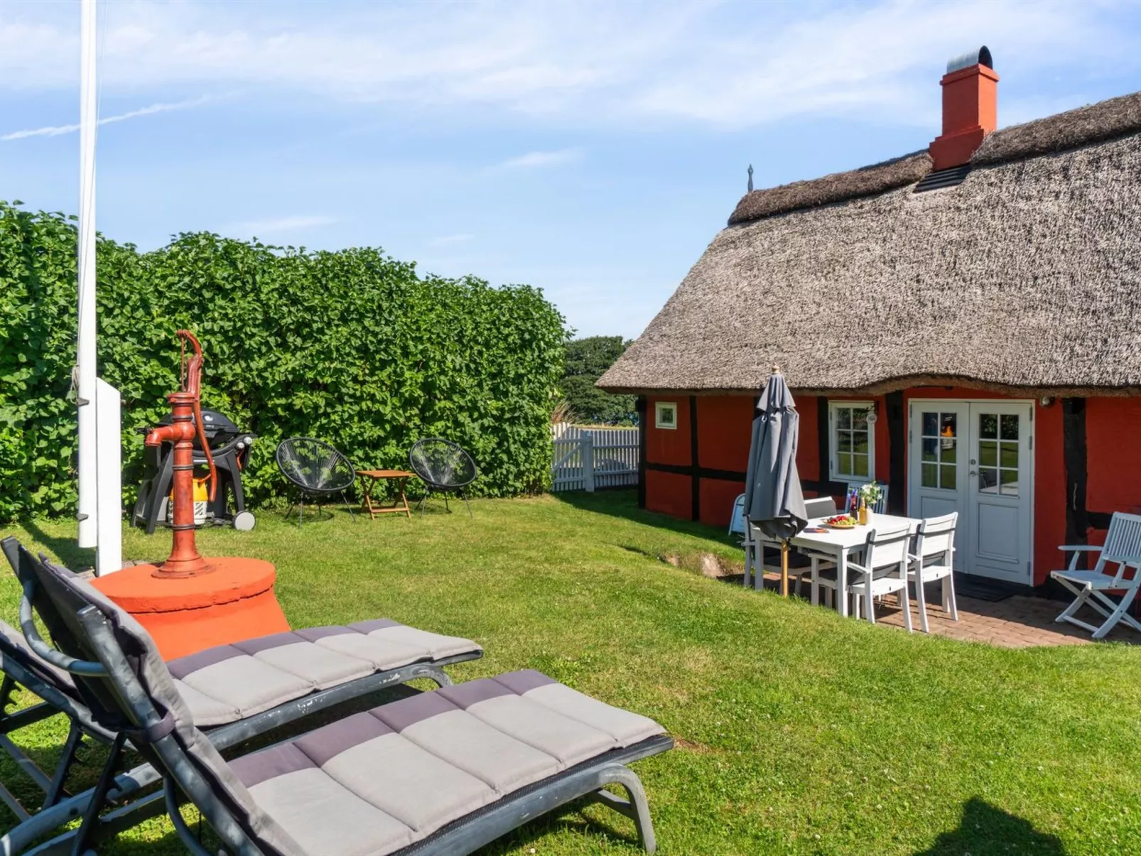 "Leoni" - 115m from the sea