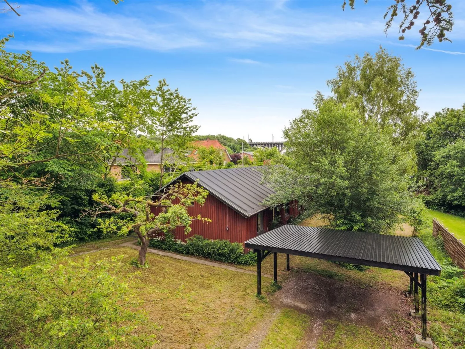 "Biergh" - 250m from the sea