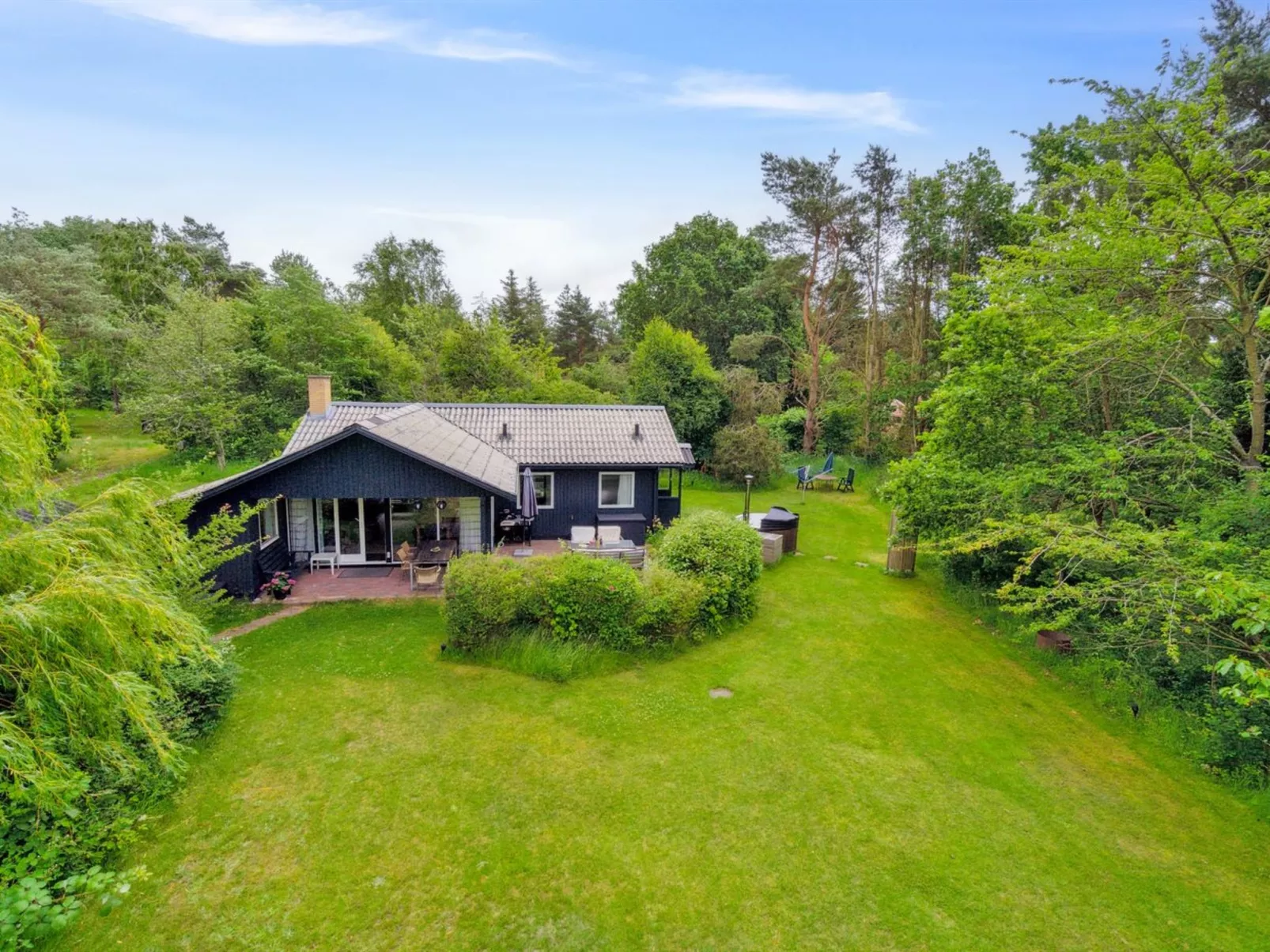 "Sybilla" - 600m from the sea