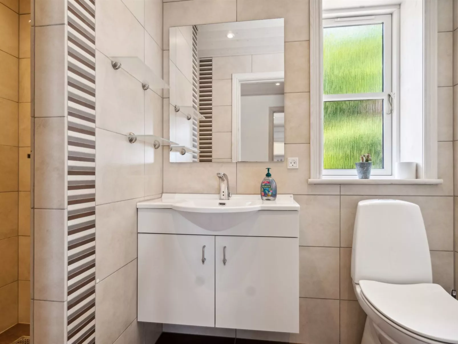 "Lisbeth" - 130m from the sea