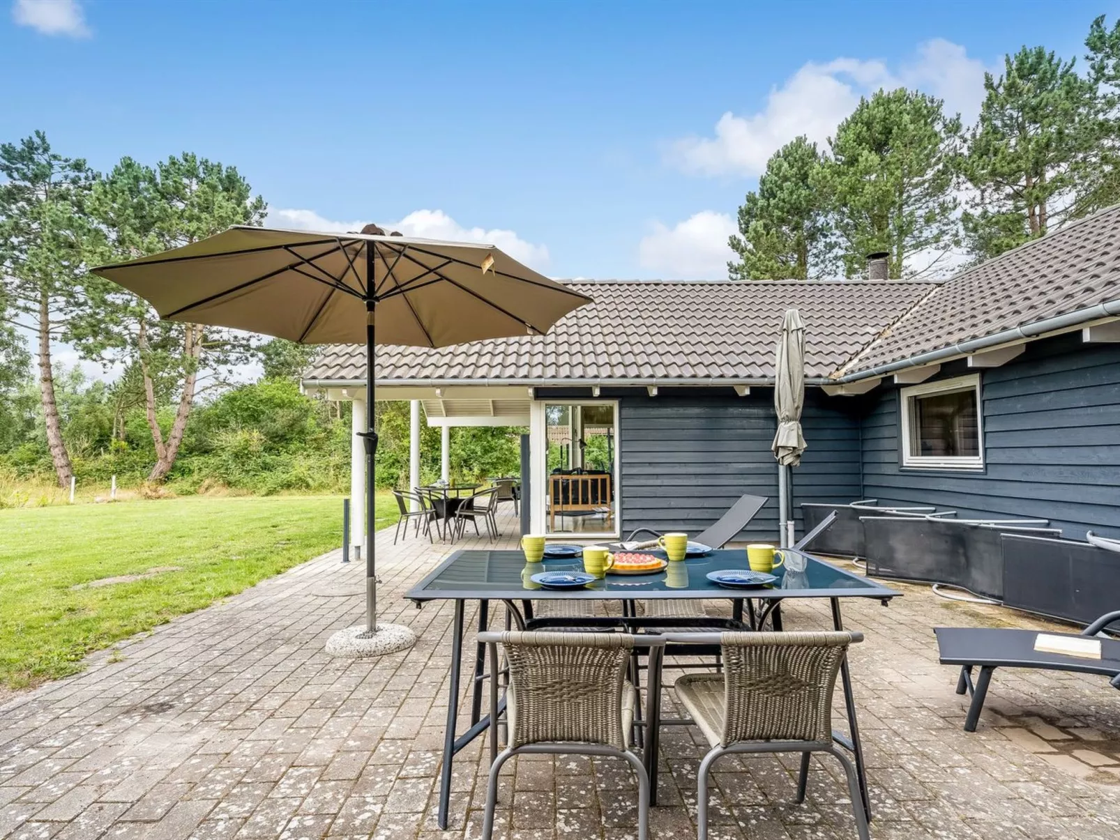 "Dorde" - 600m from the sea