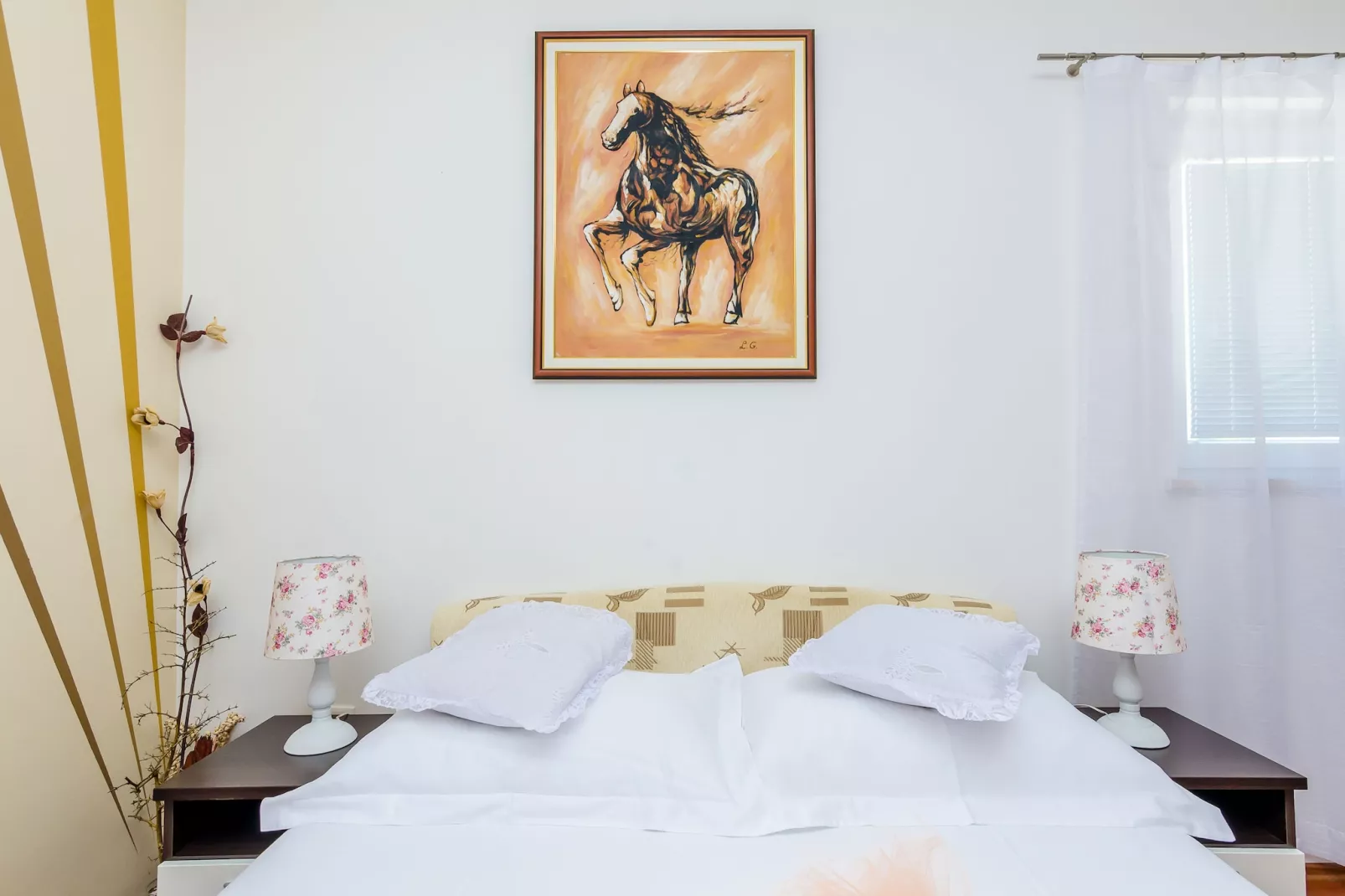 Apartments Aura - Comfort Studio Apartment 6 with shared swimming pool