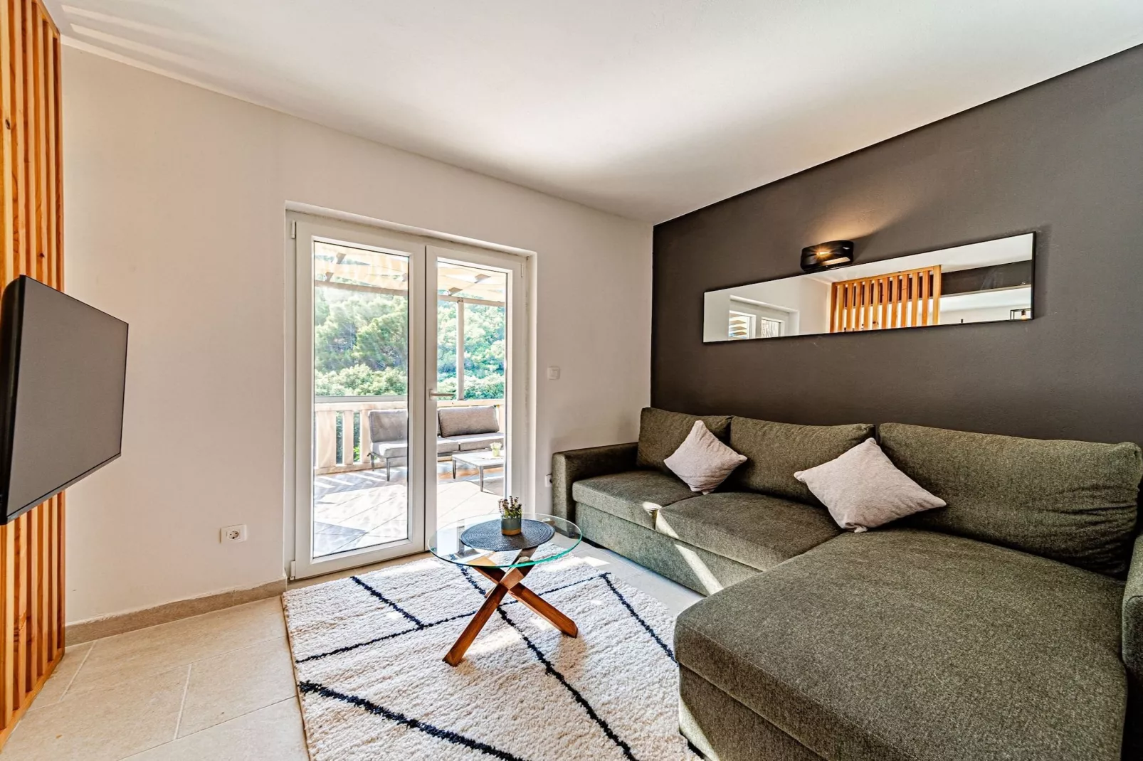 Holiday Home Island Gem - Five  Bedroom Apartment