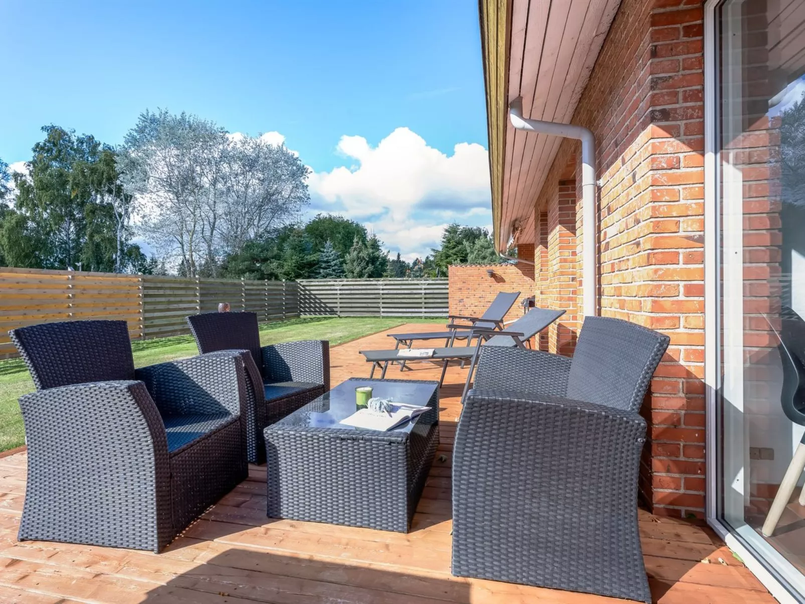 "Iara" - 500m from the sea