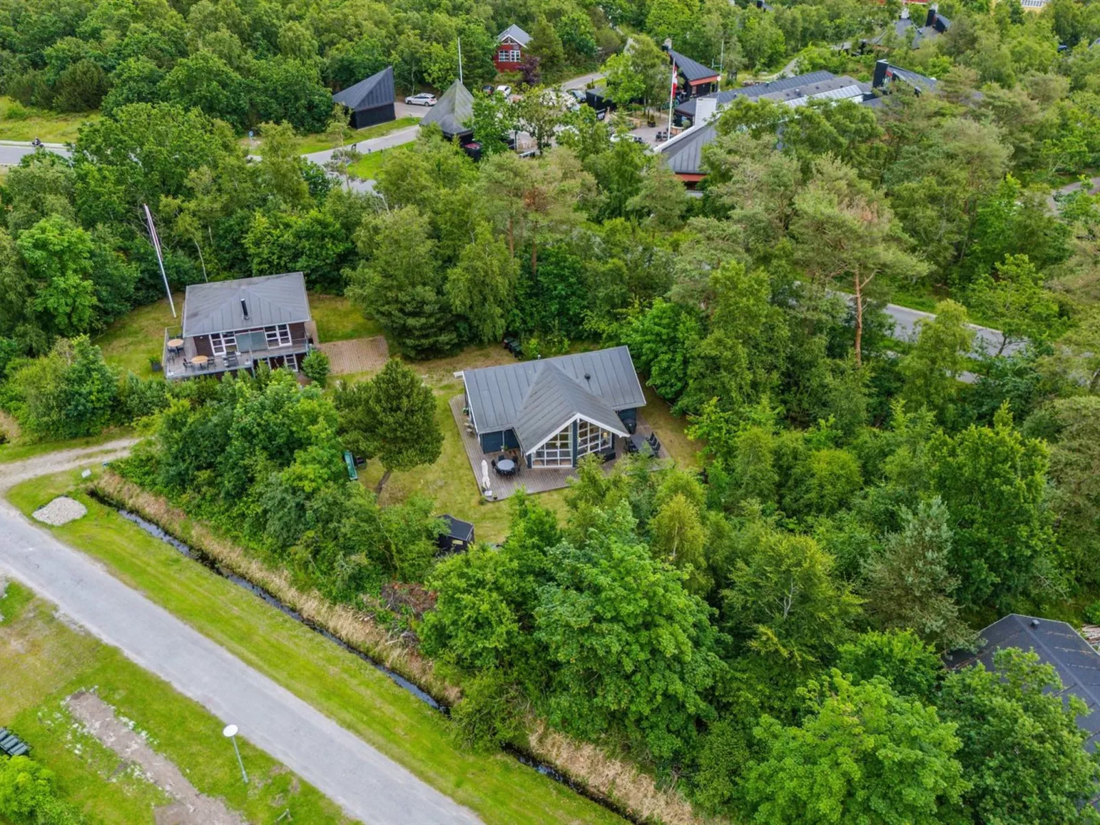 "Hellin" - 175m from the sea