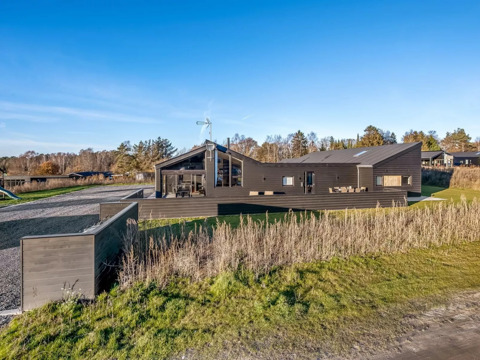 "Hana" - 800m from the sea