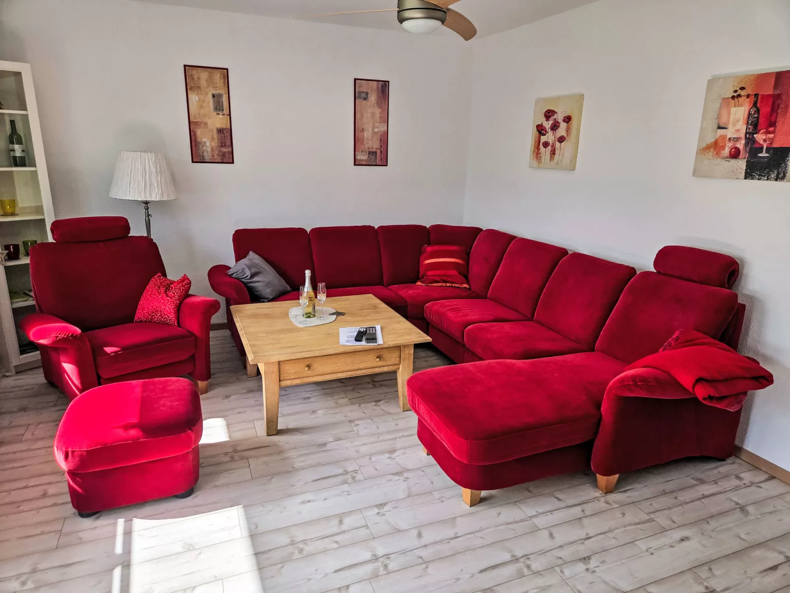 Lindenstraße-Inside