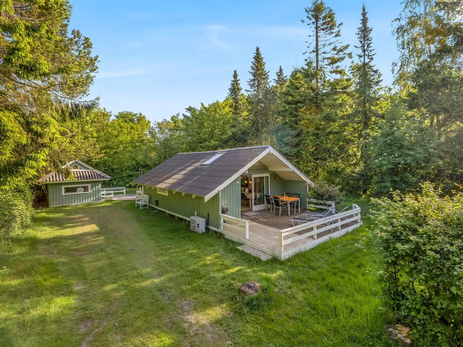 "Ung" - 30km from the sea-Dehors