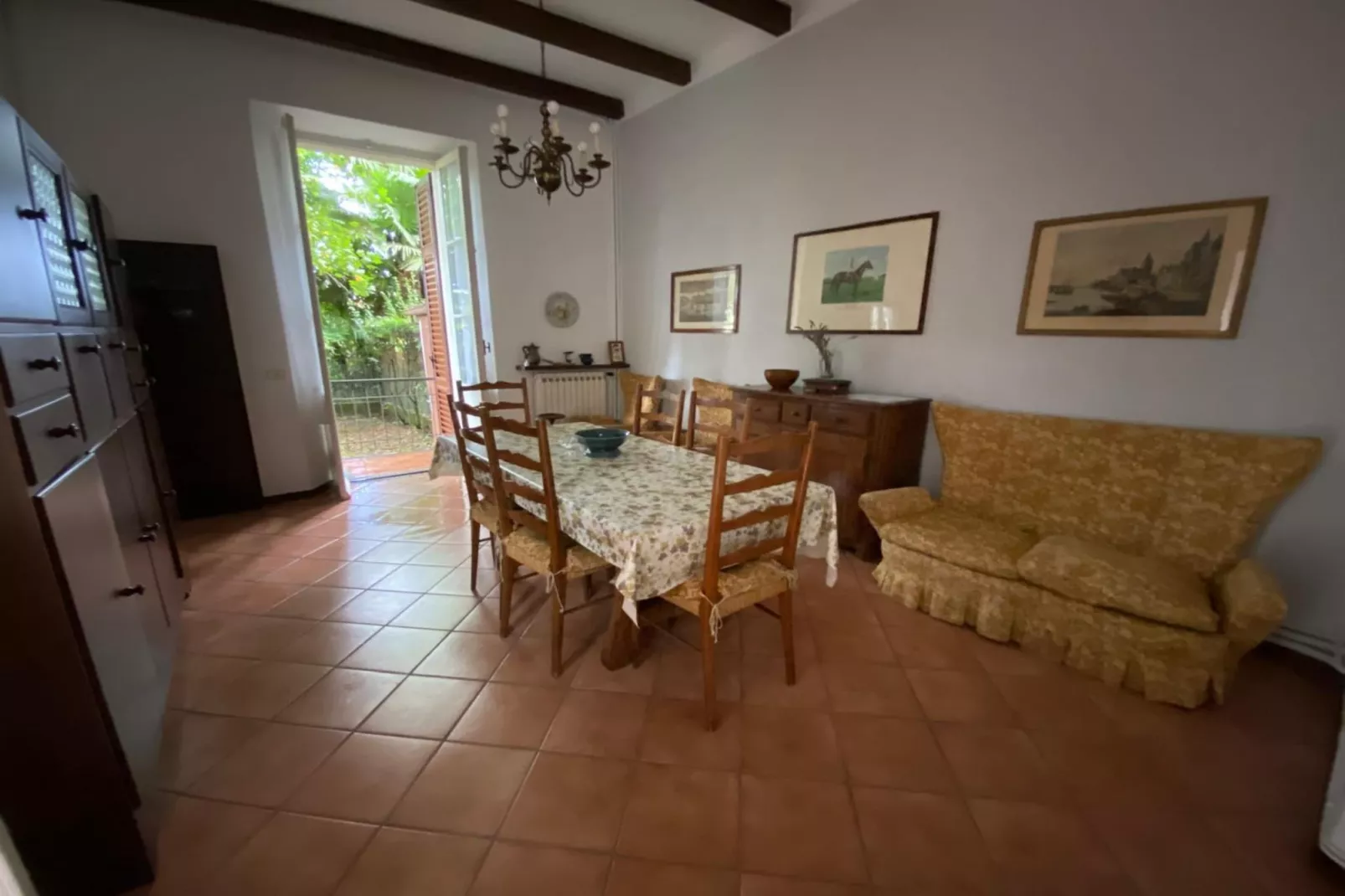 Nouvelle Belle Epoque-Dining room