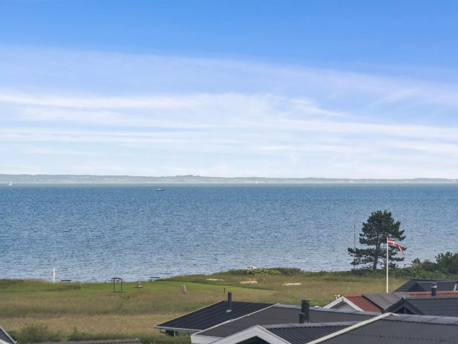 "Matthias" - 300m from the sea