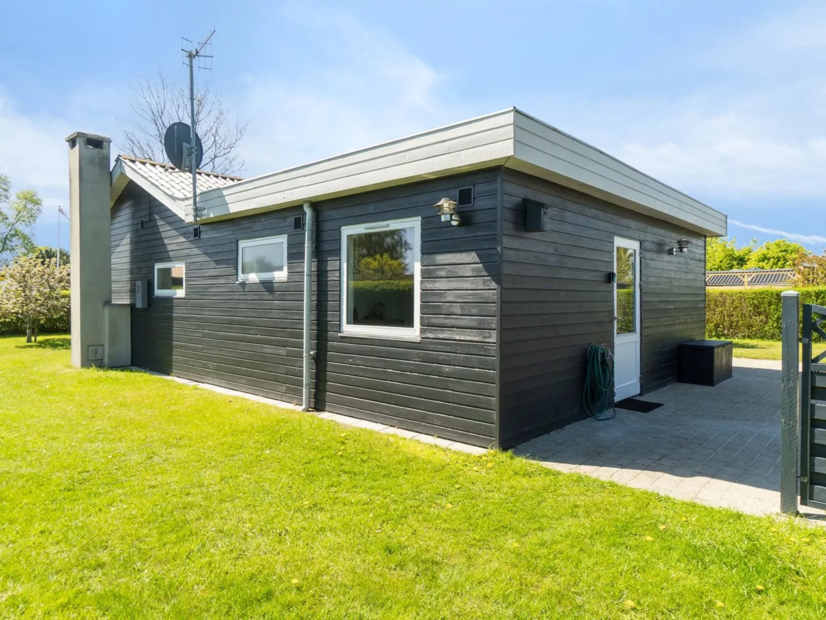 "Nantje" - 300m from the sea