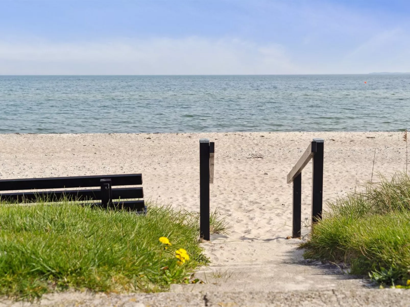 "Asgerd" - 20m from the sea