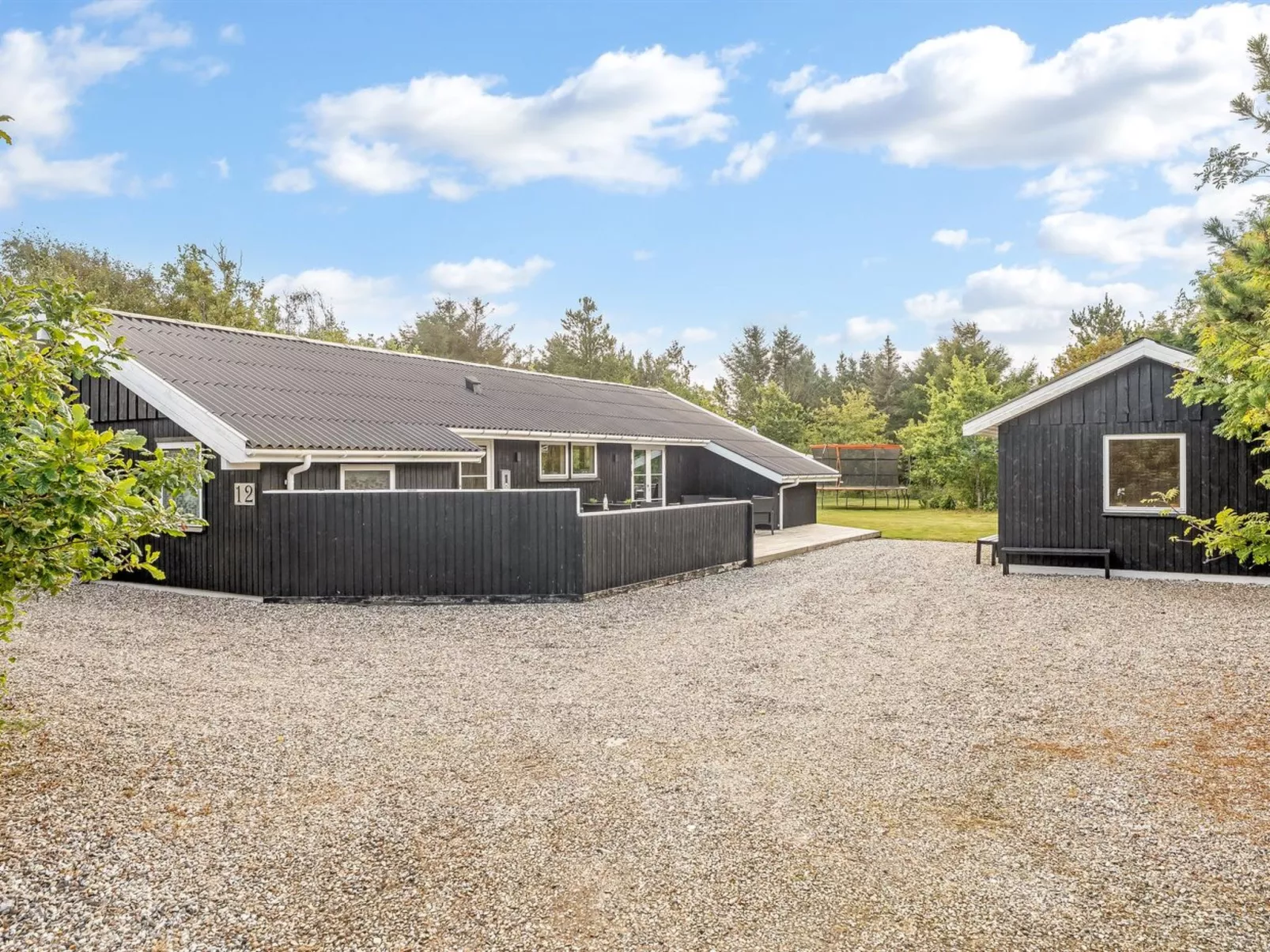 "Onni" - 2.3km from the sea