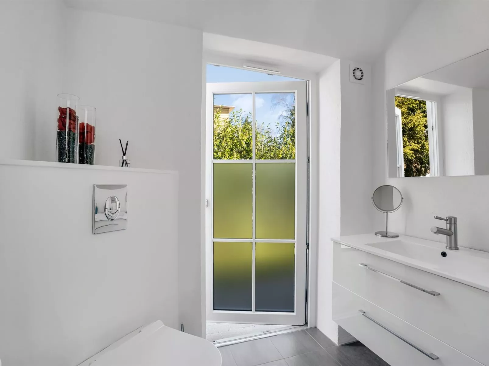 "Judit" - 10m from the sea