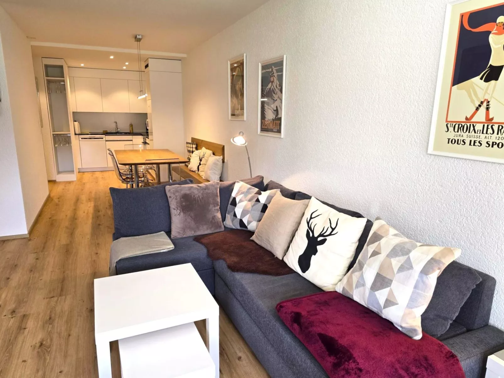 Triangel C Ronida-Inside