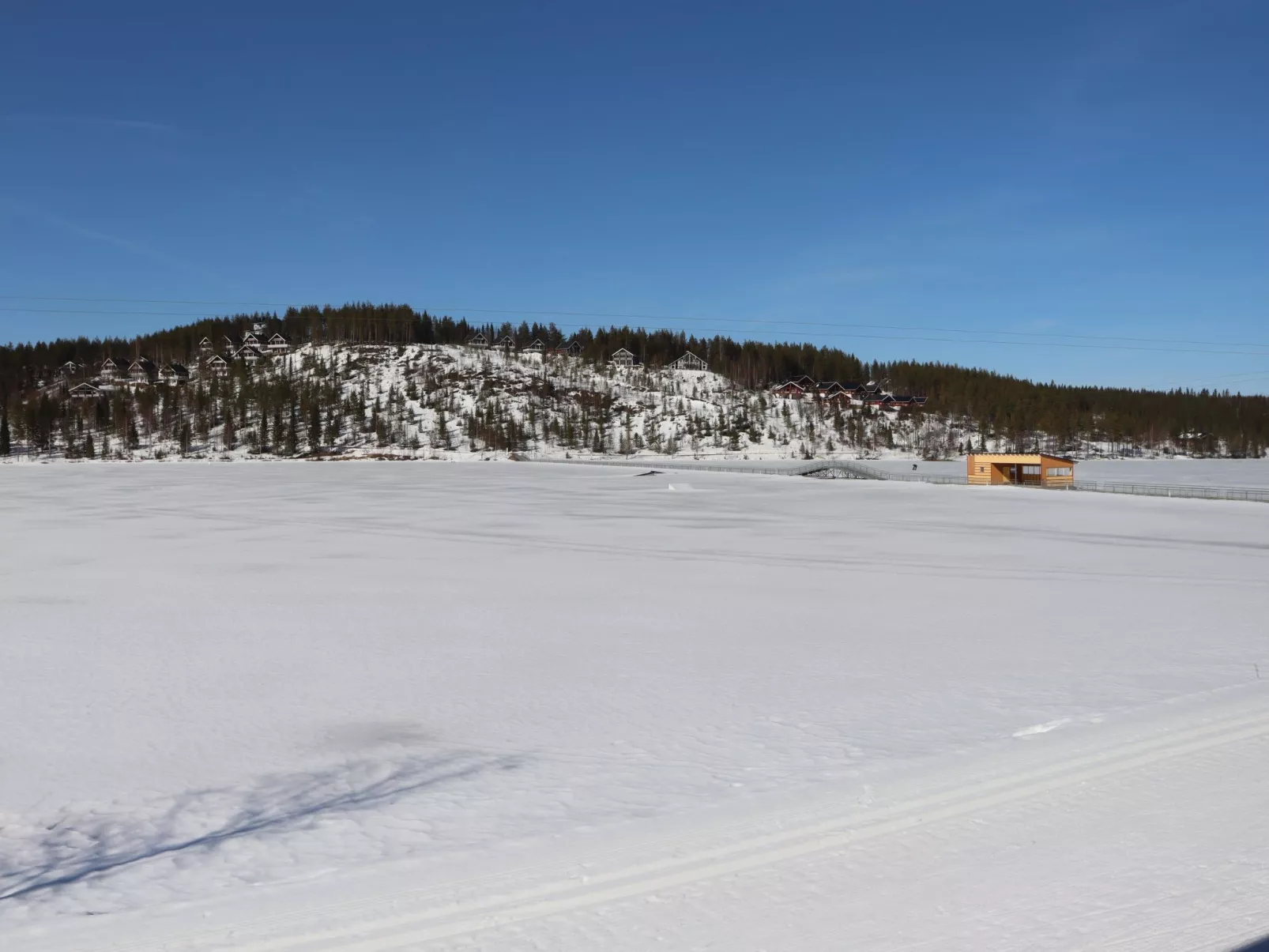 Sun&skivillas 5. (3mh)