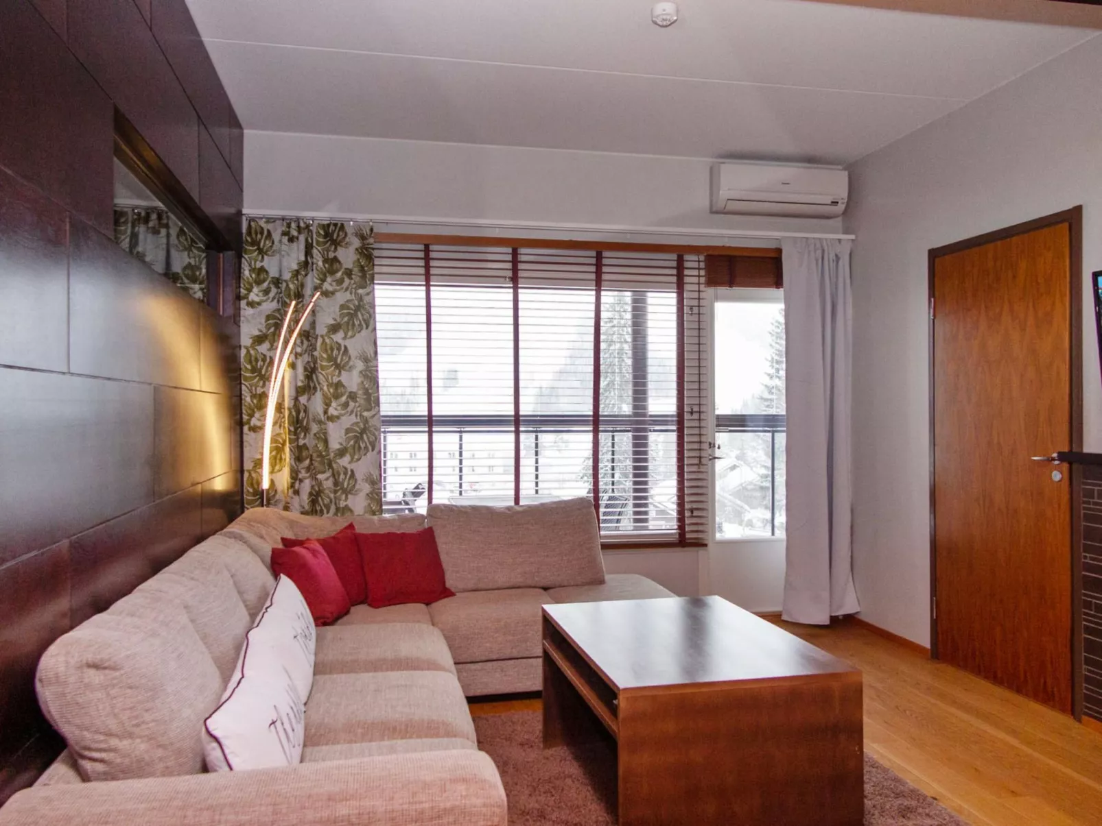 Tahko spa junior suite orange a 10-Inside