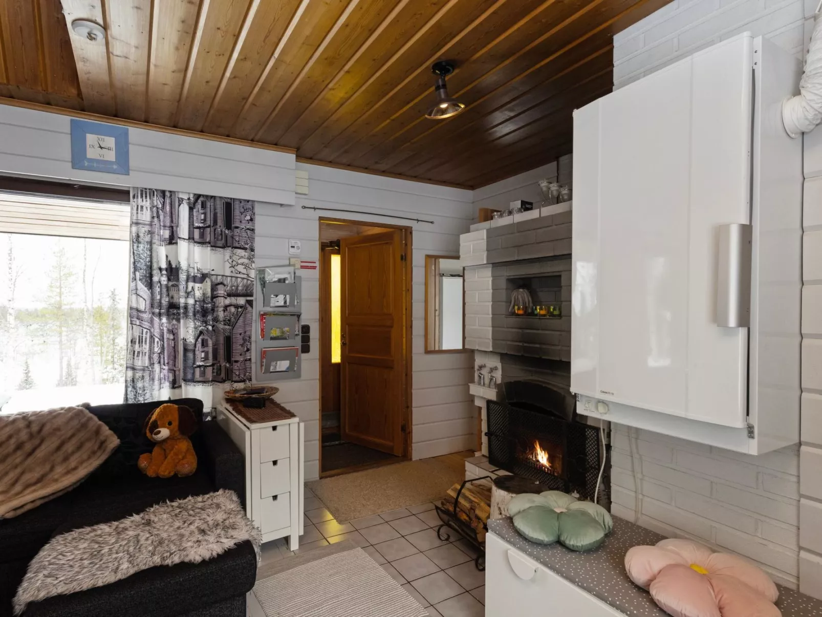 Mustalampi 5 satakieli