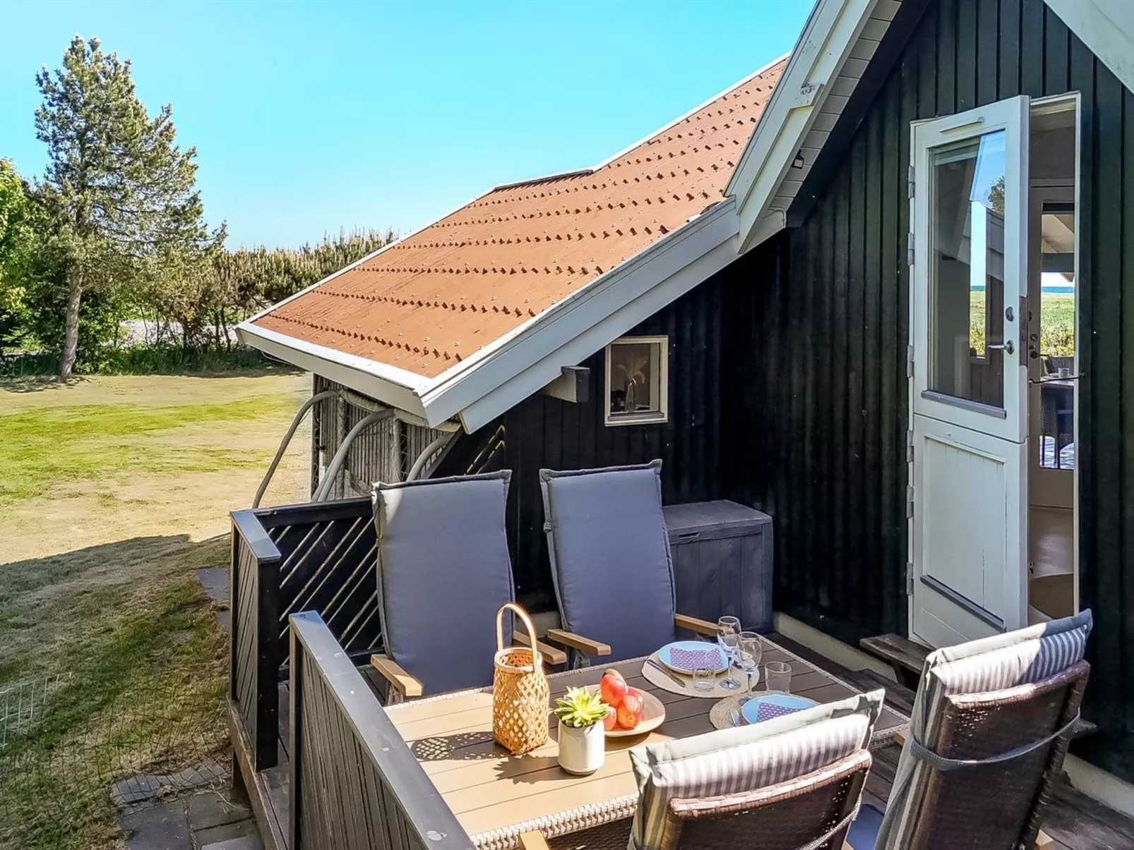 "Ama" - 250m from the sea-Draußen