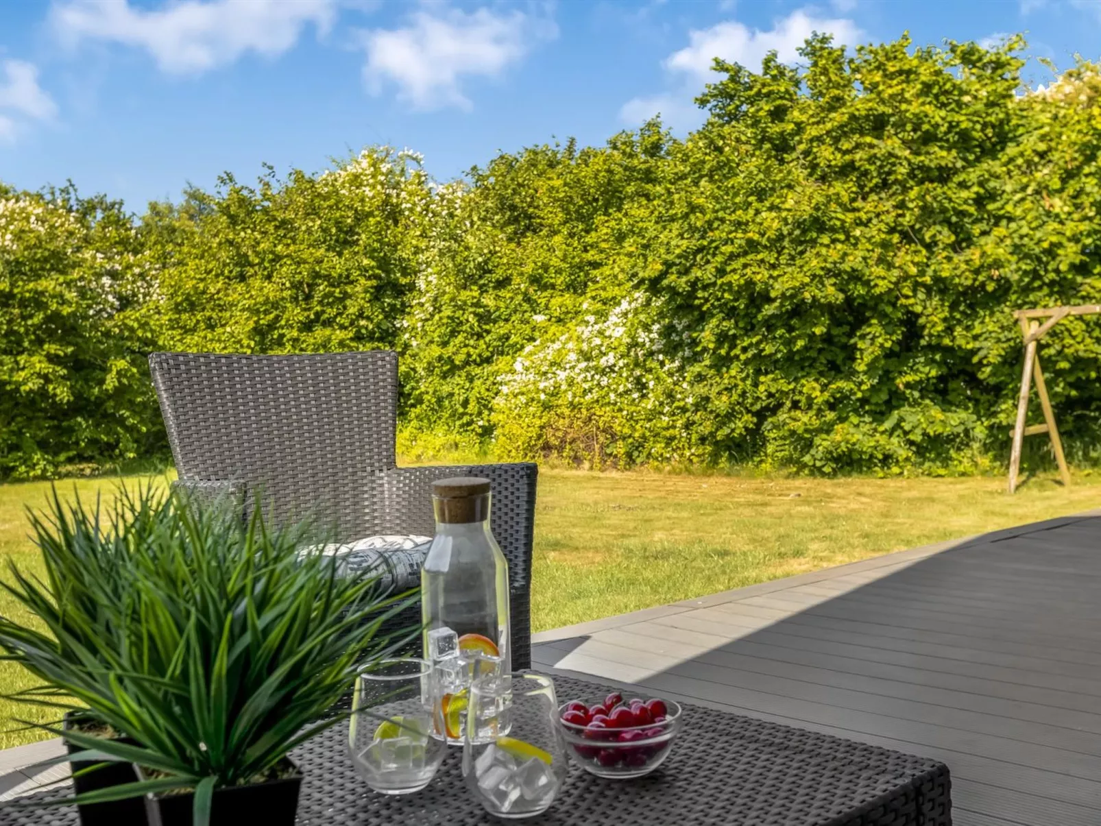 "Kai" - 400m from the sea