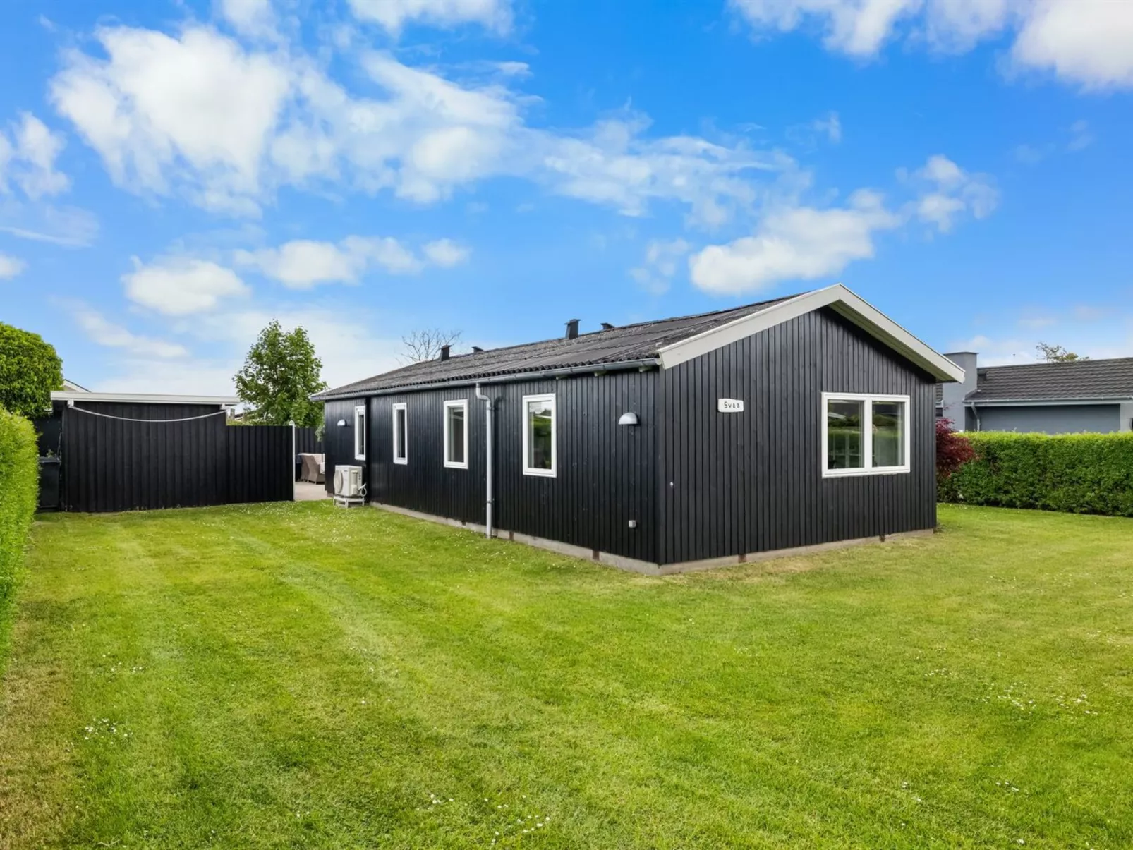 "Daya" - 75m from the sea