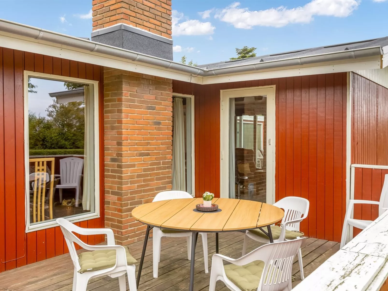 "Wiggi" - 250m from the sea