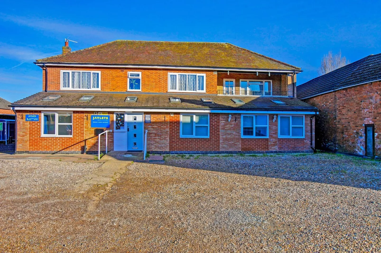 EN_LBH001_Standard Triple Room