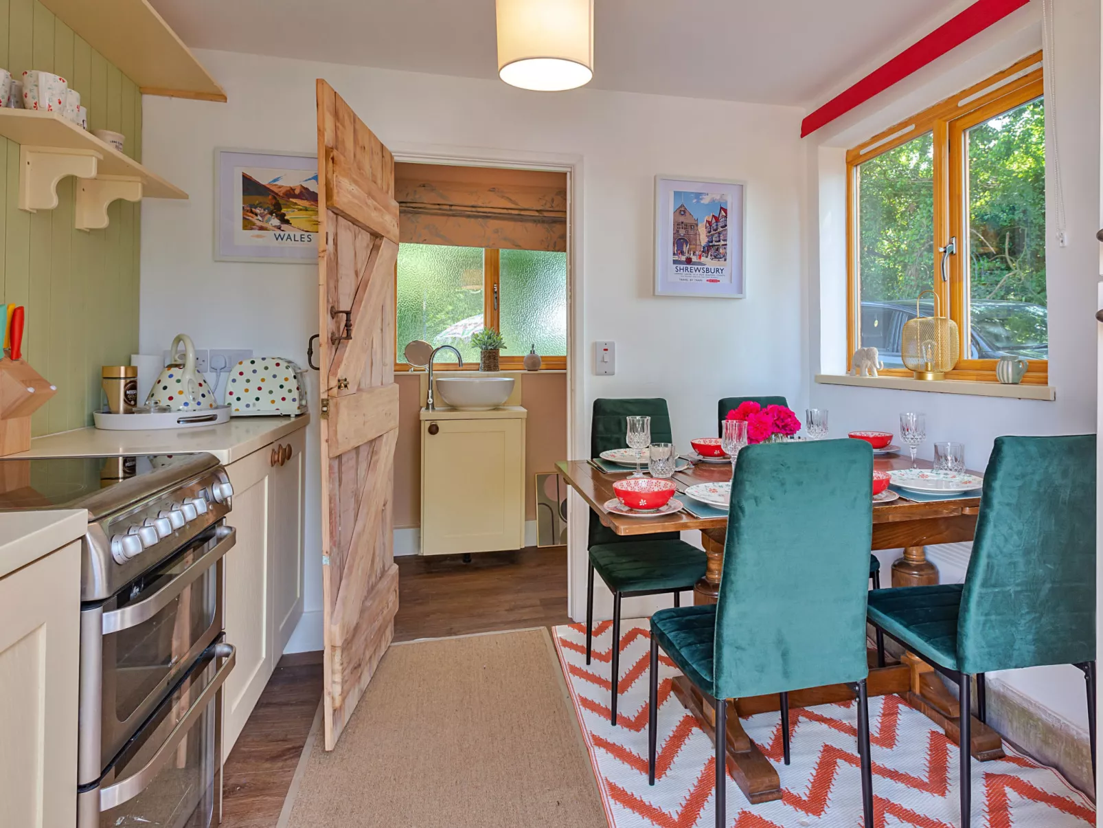 Shrawardine Train Carriage