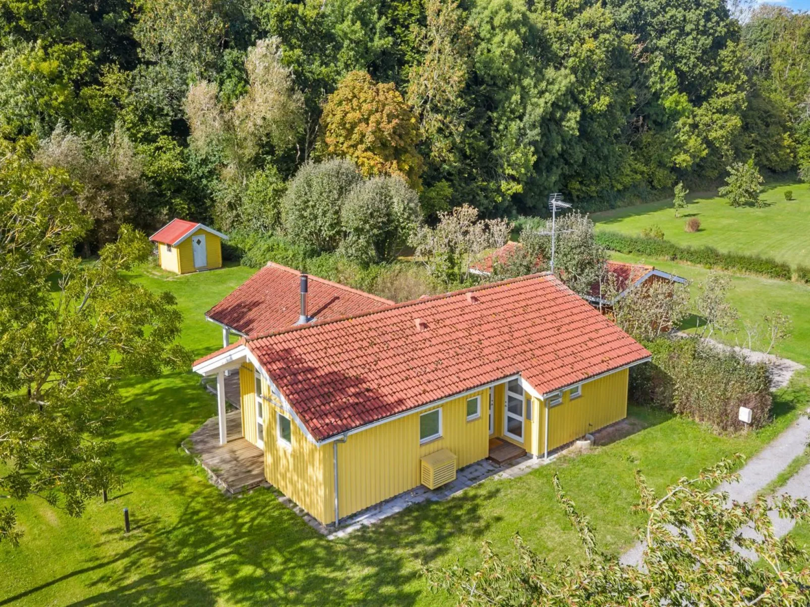 "Solja" - 85m from the sea