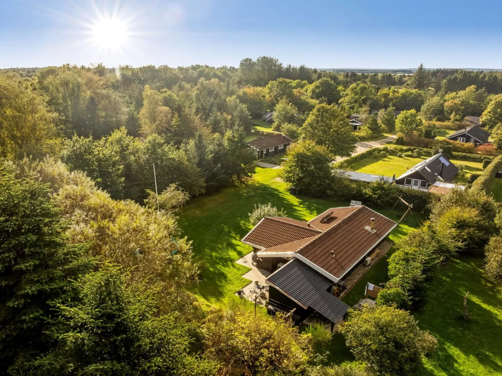 "Inola" - 3.5km from the sea