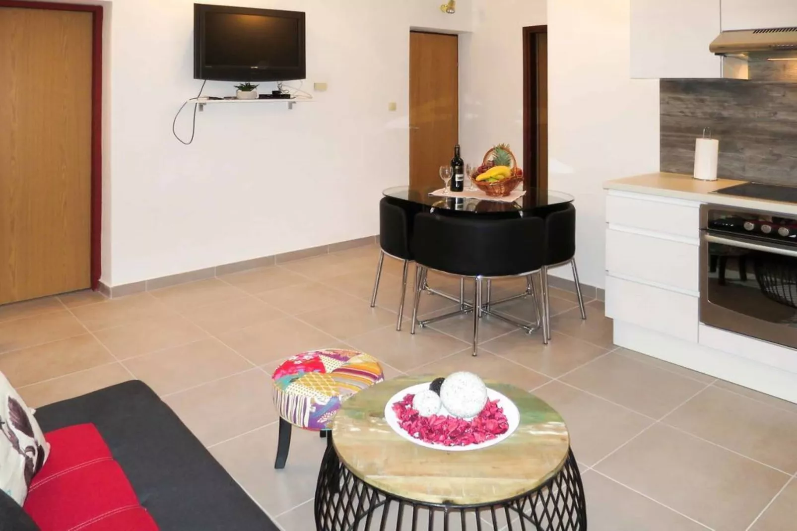 Sea-View Apartments with Pool, Terrace, and Outdoor Lounge in Scenic Čiovo Island - Two Bedroom Apartment (Owner Sollis I)