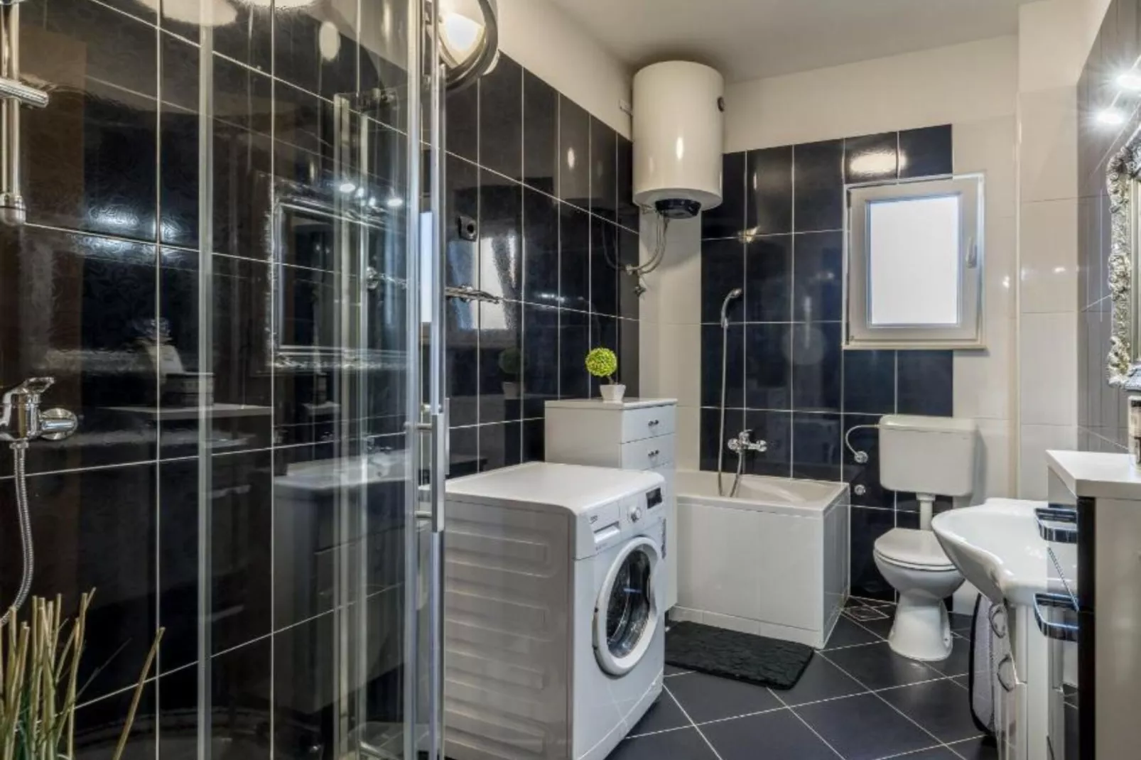 One-Bedroom Apartment With Garden View