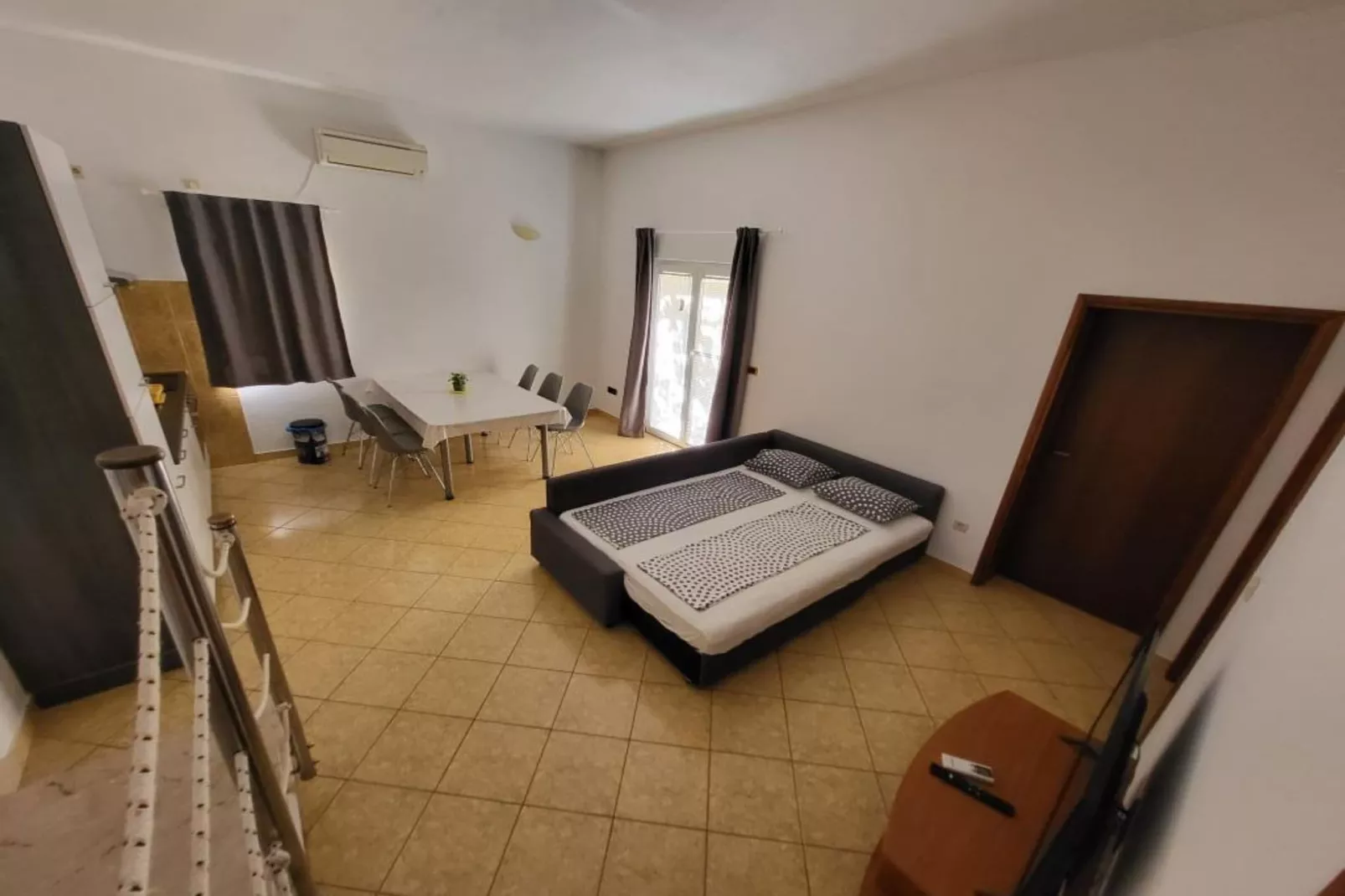 Two-Bedroom Apartment With Terrace And Sea View (A2)