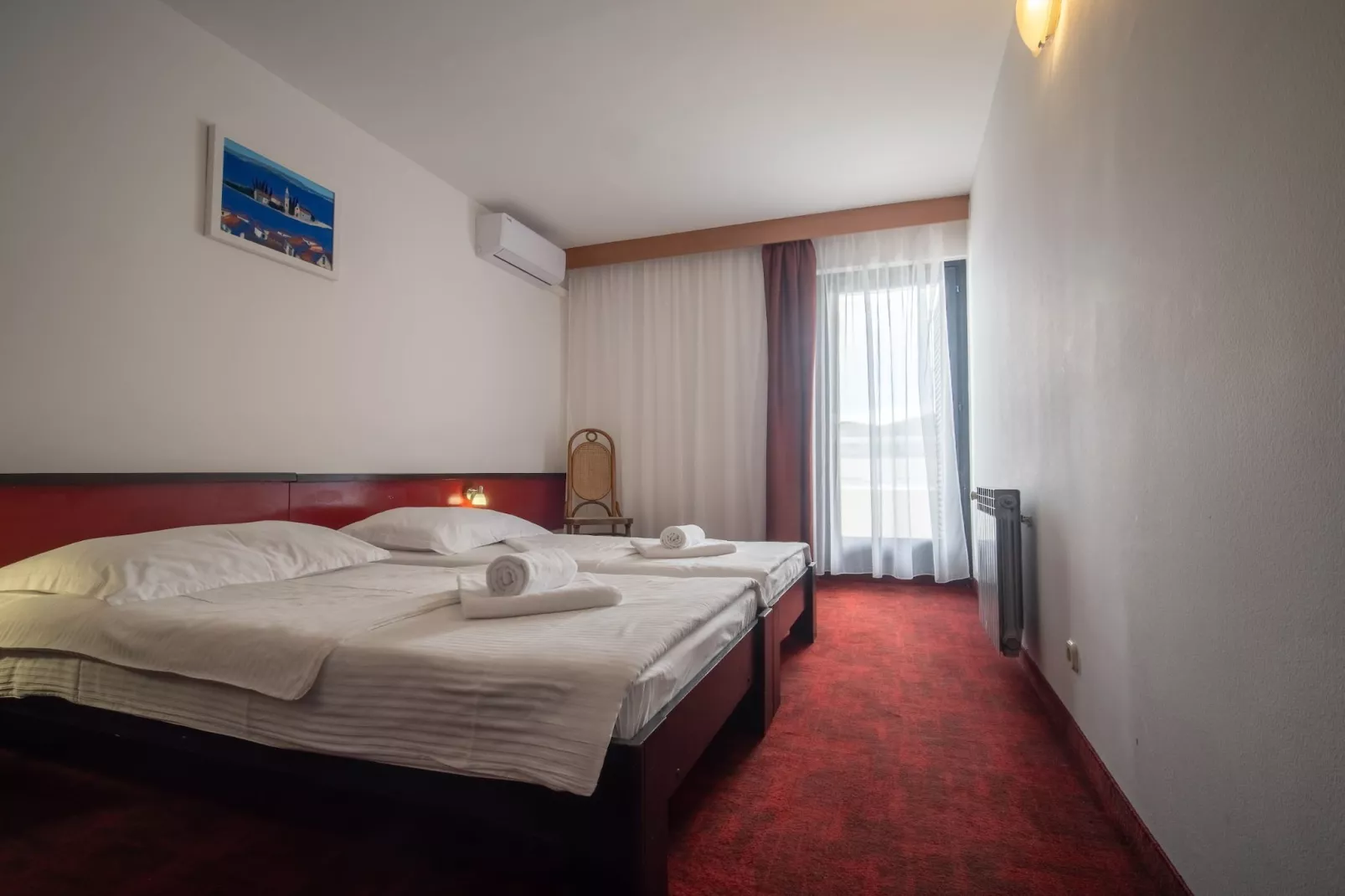 Hotel Issa - Twin Room Park View