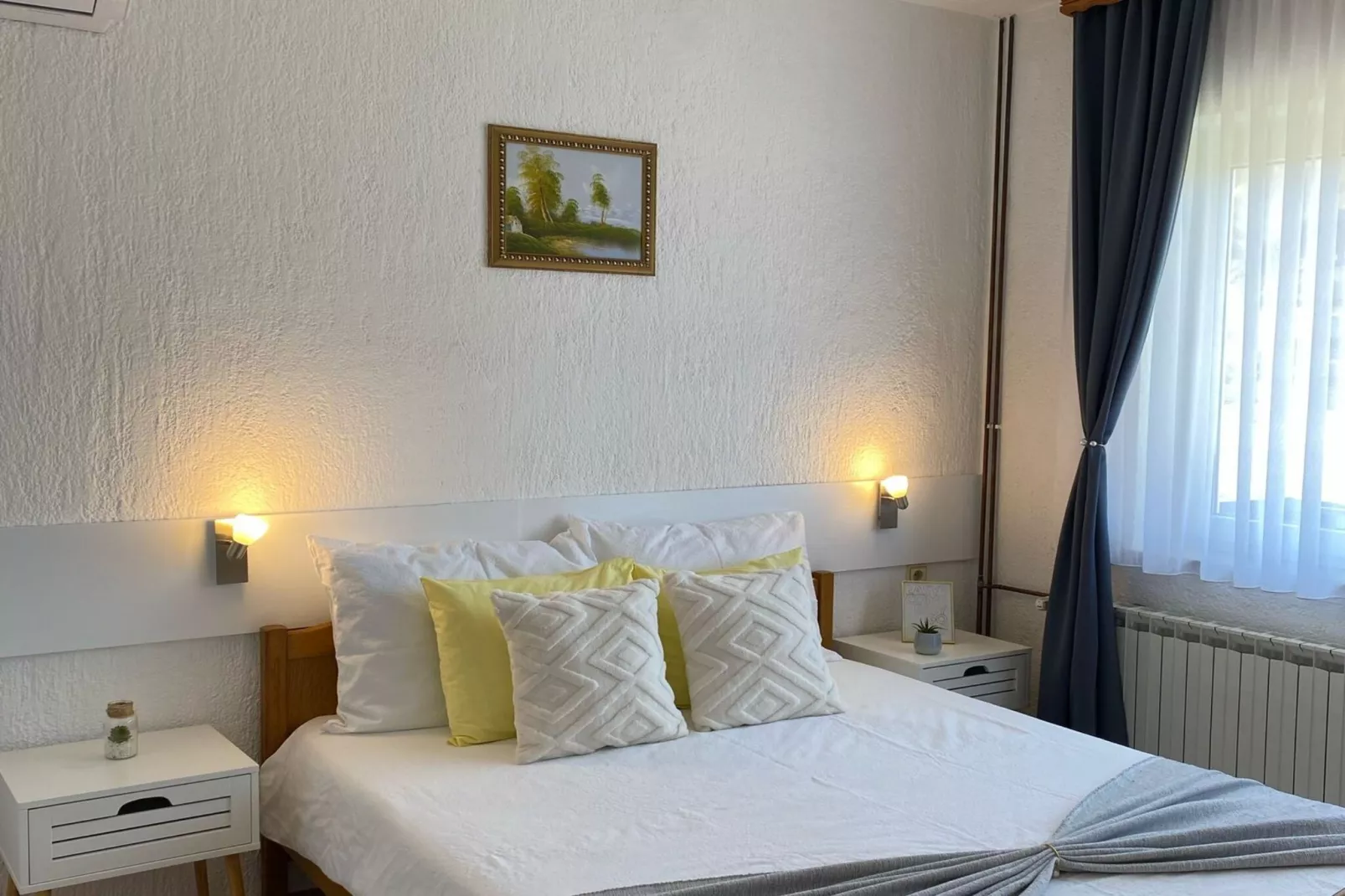 Double room with double bed 2